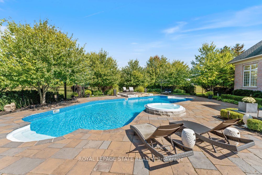 1467 Book Rd W