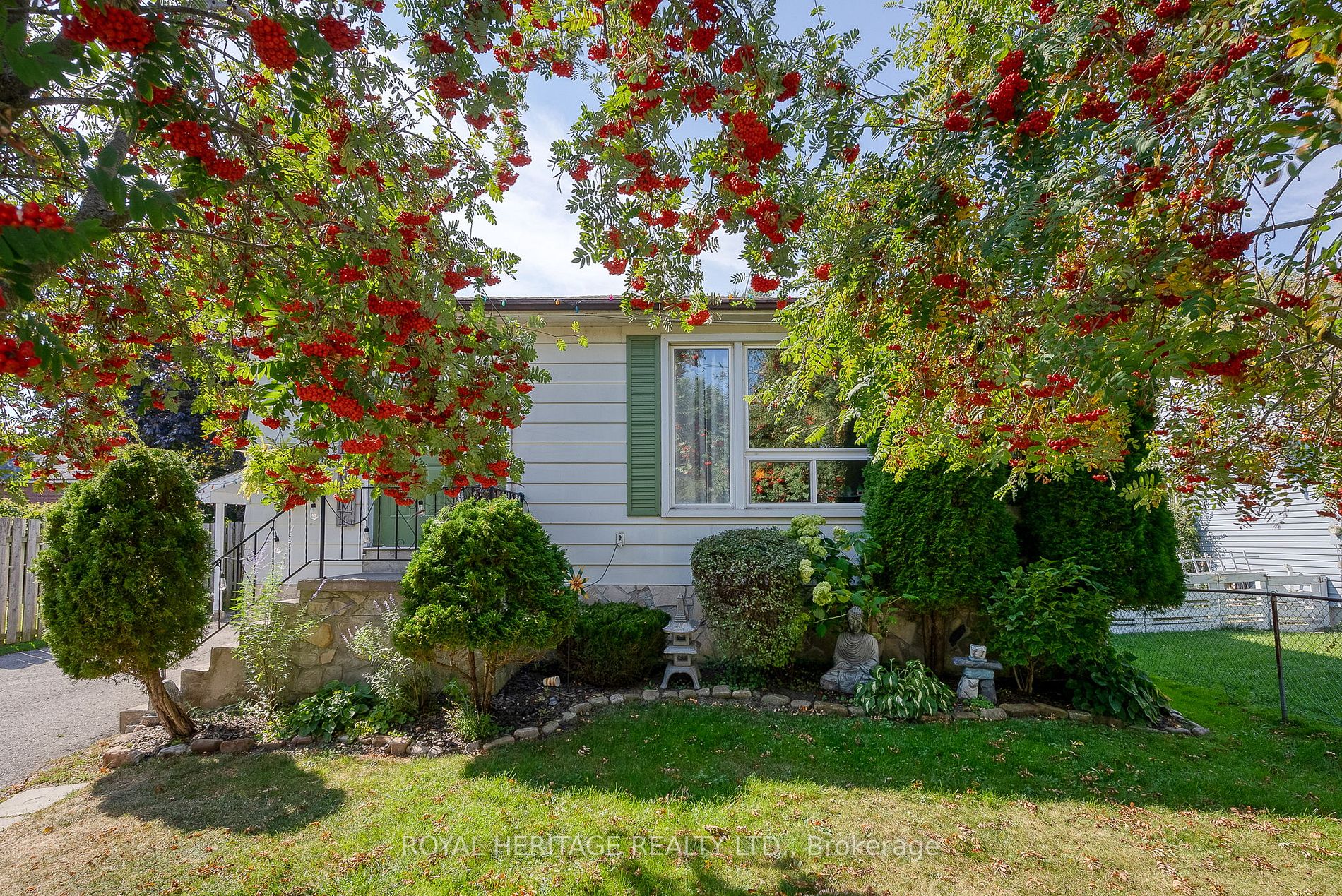 241 Sinclair St