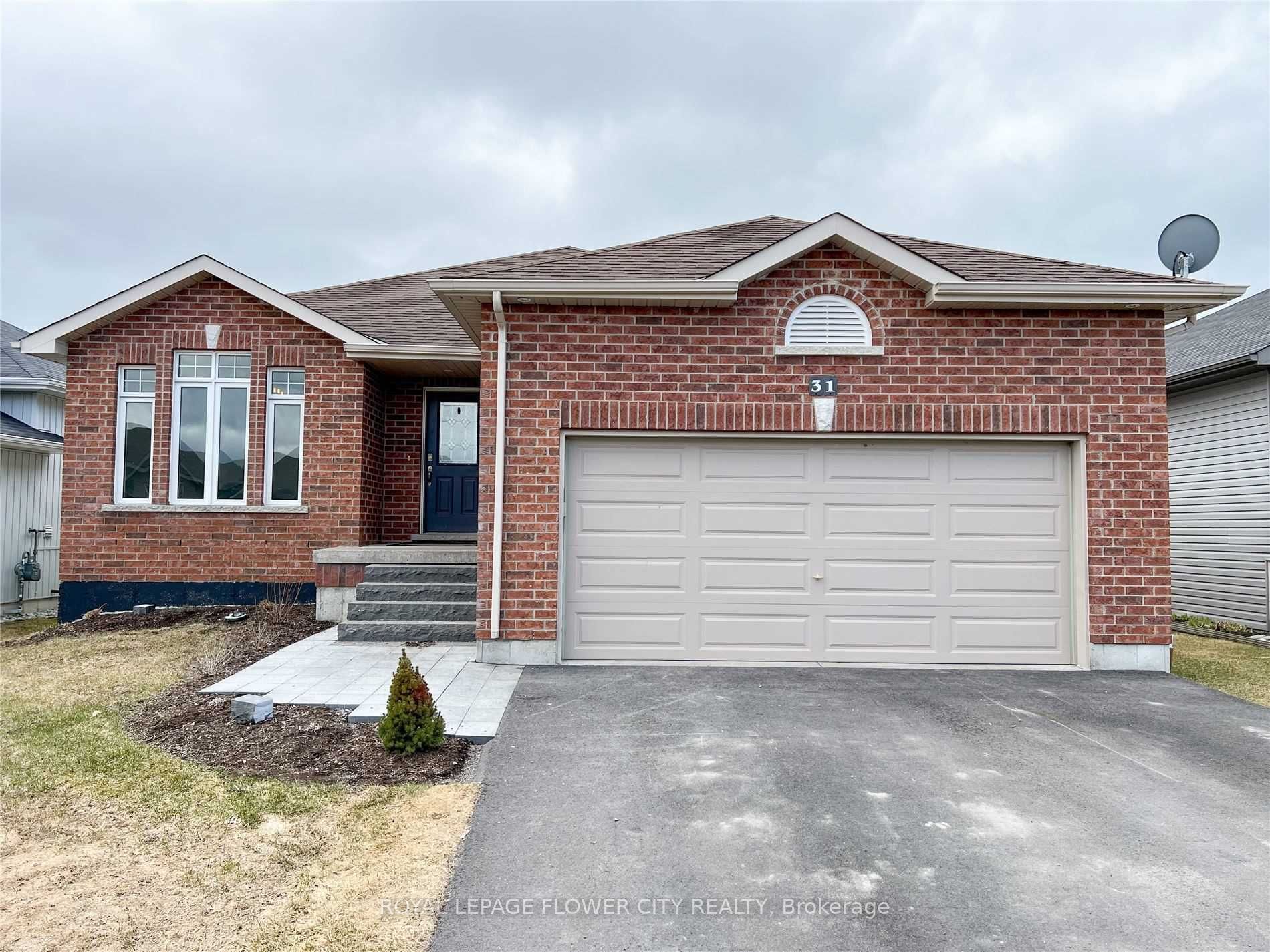 31 Fox Den Dr