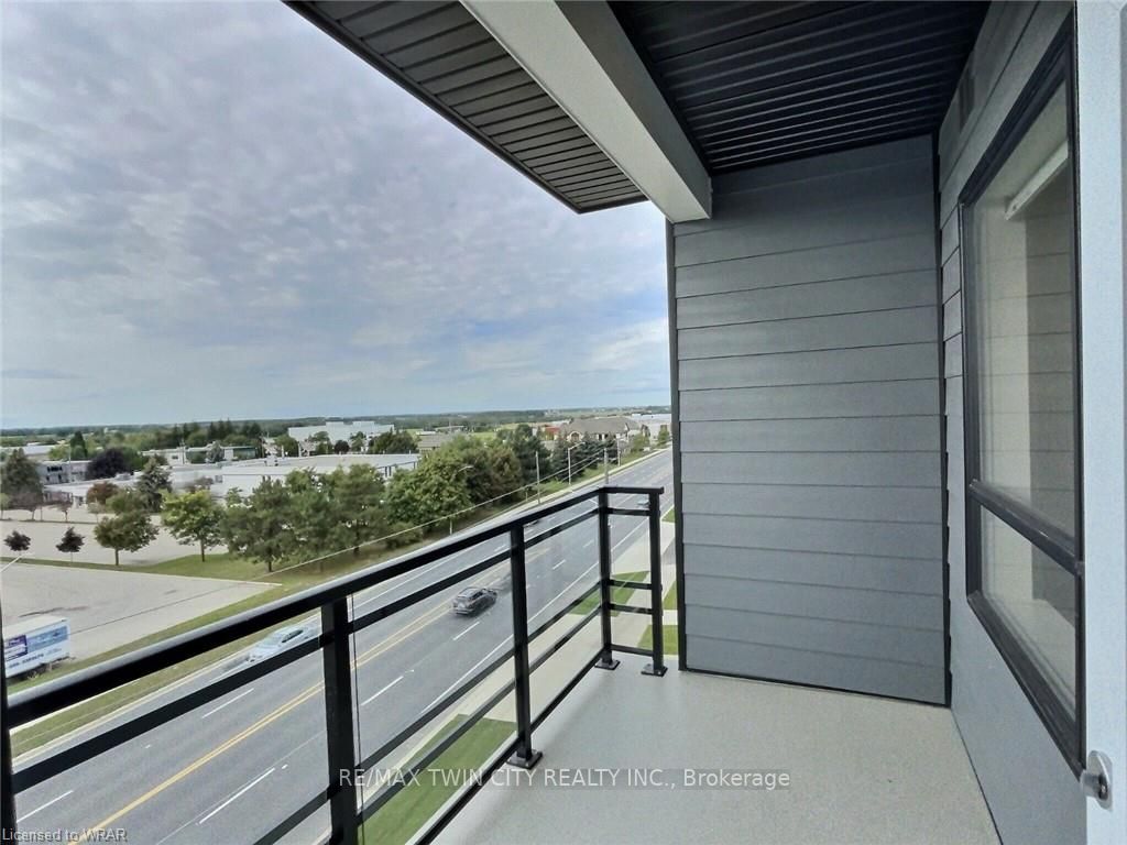 243 Northfield Drive E, #511