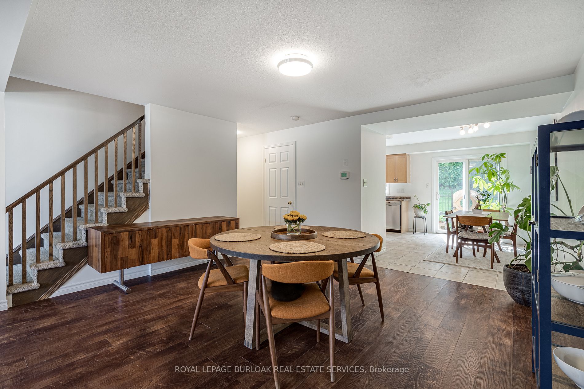 7 Southside Pl S, #14