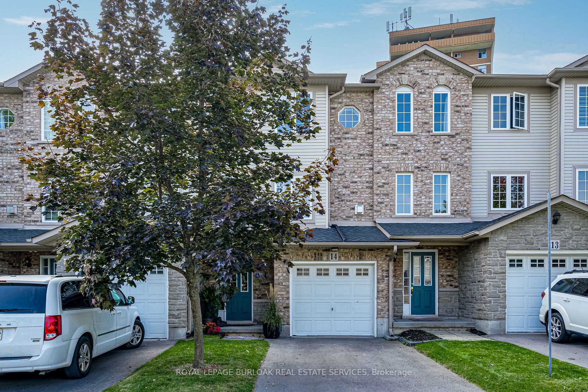 7 Southside Pl S, #14