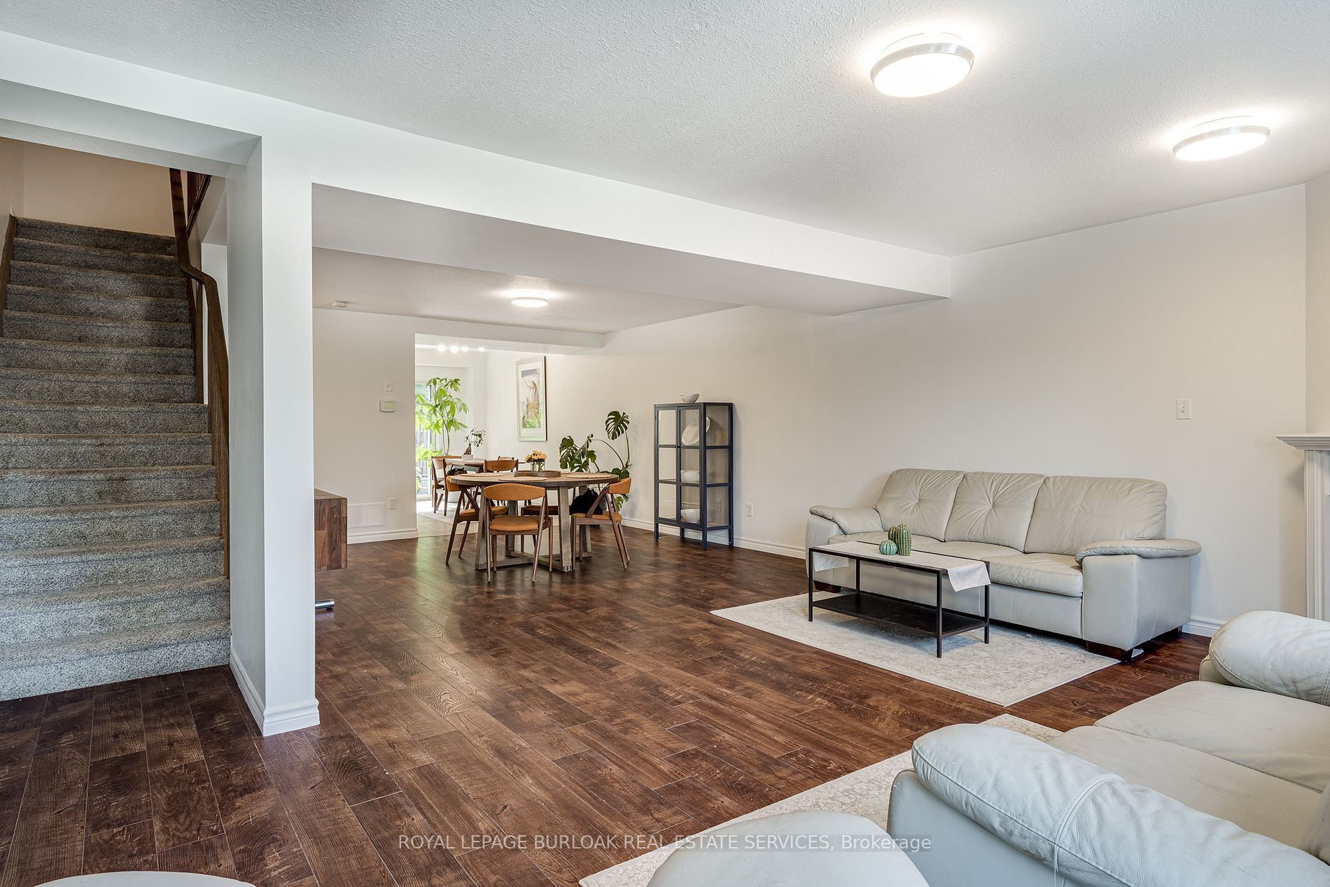 7 Southside Pl S, #14