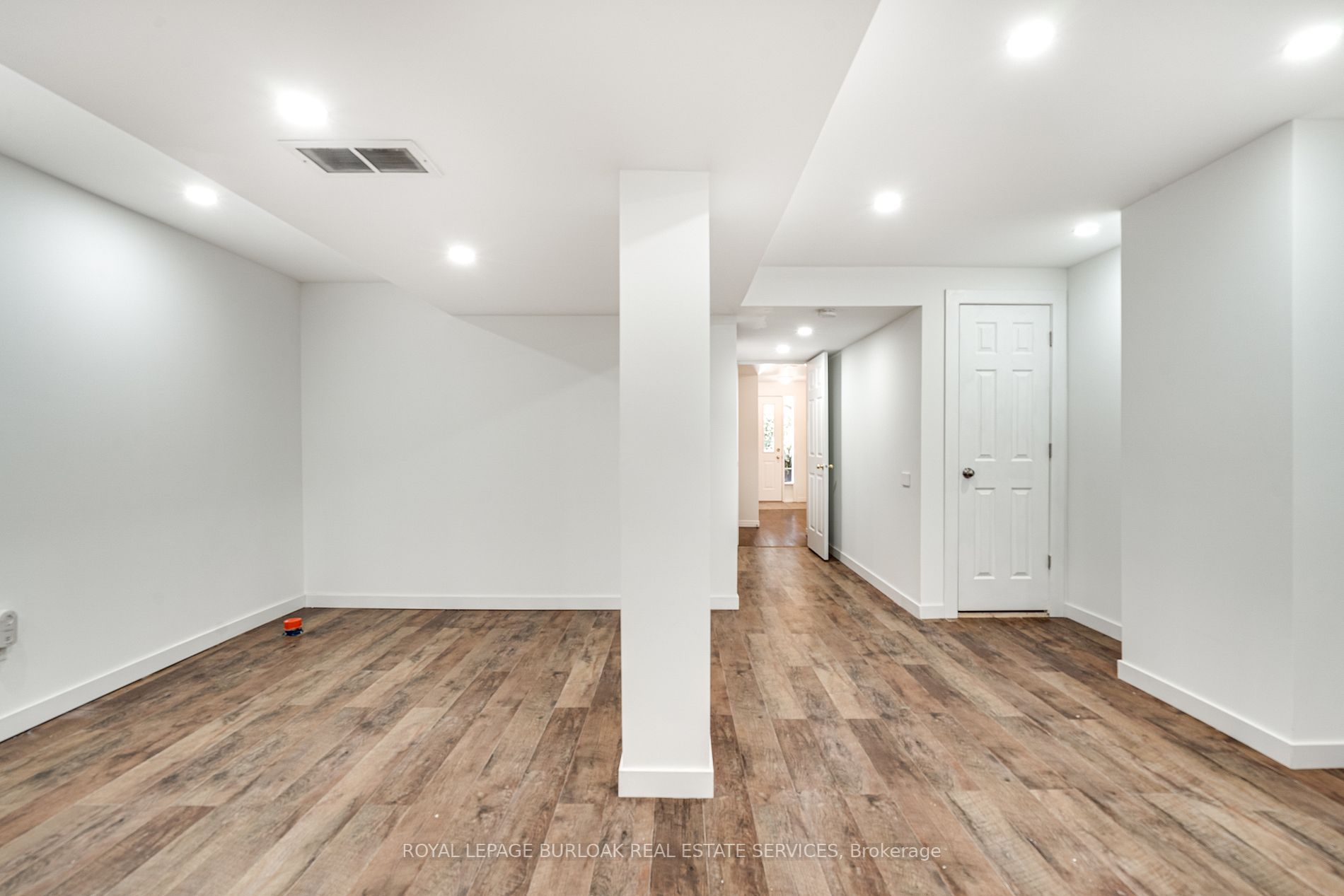 7 Southside Pl S, #14