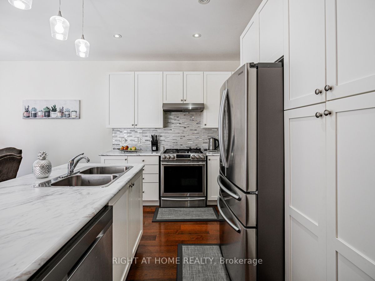 121 Johnson Dr