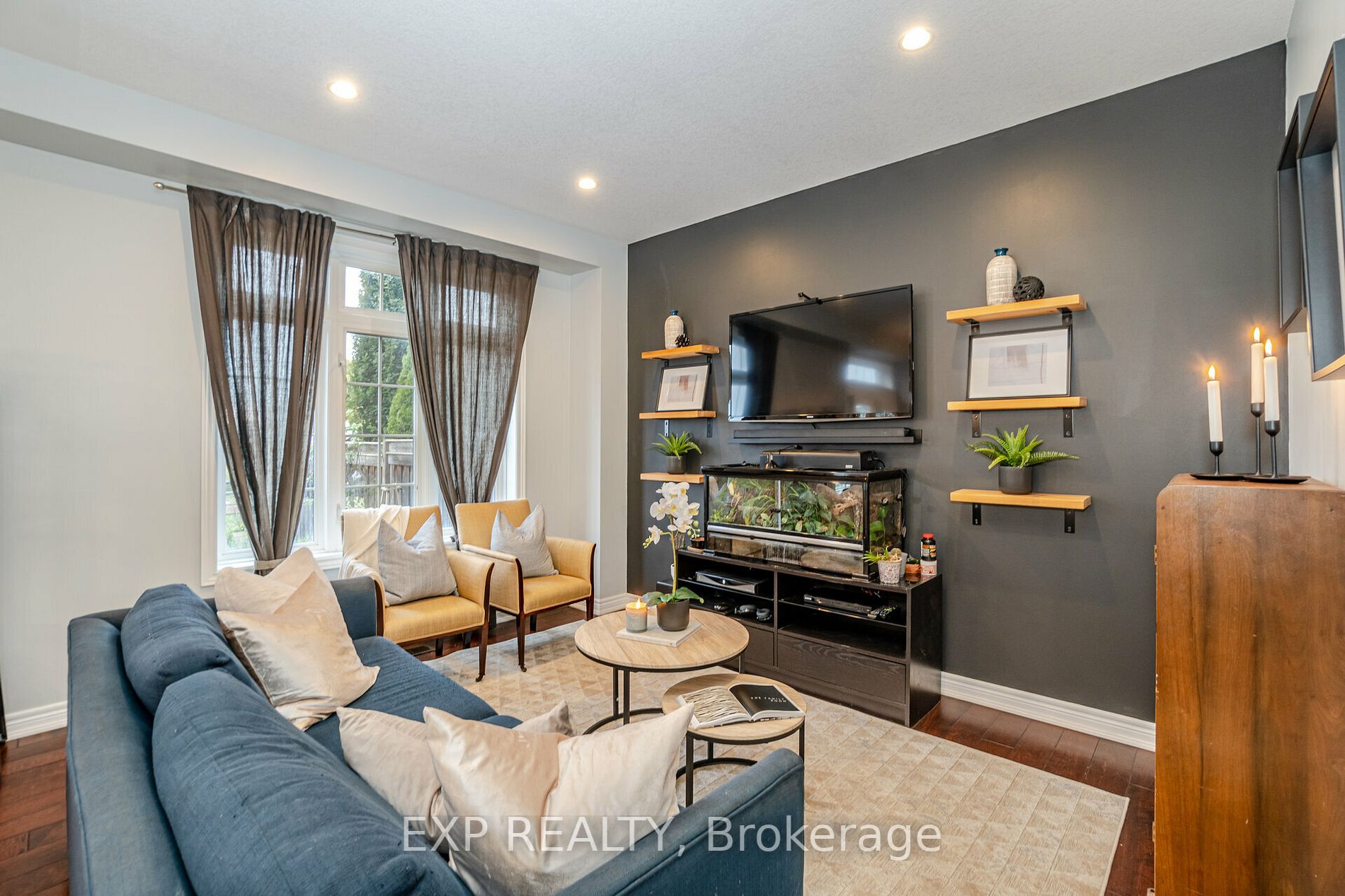 55 Bousfield Rise