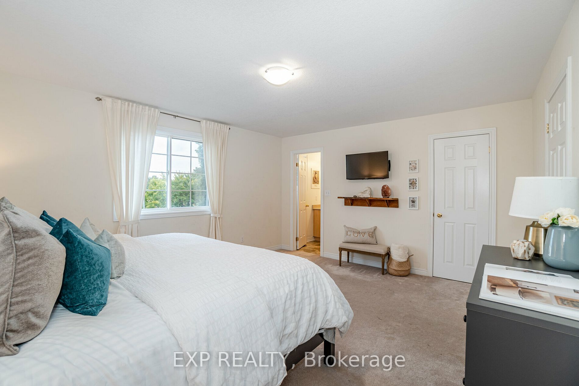 55 Bousfield Rise