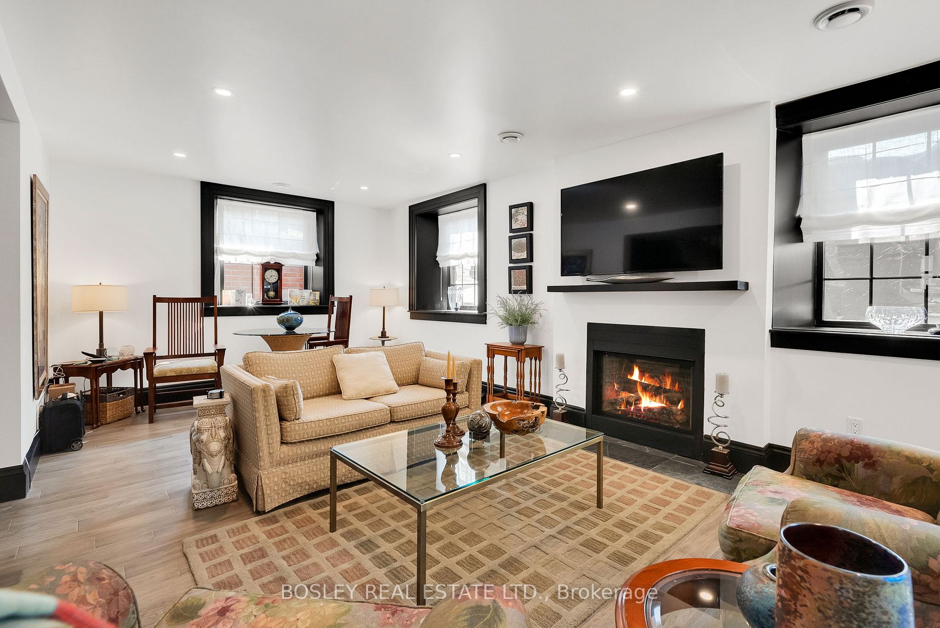 74 Sherbourne St