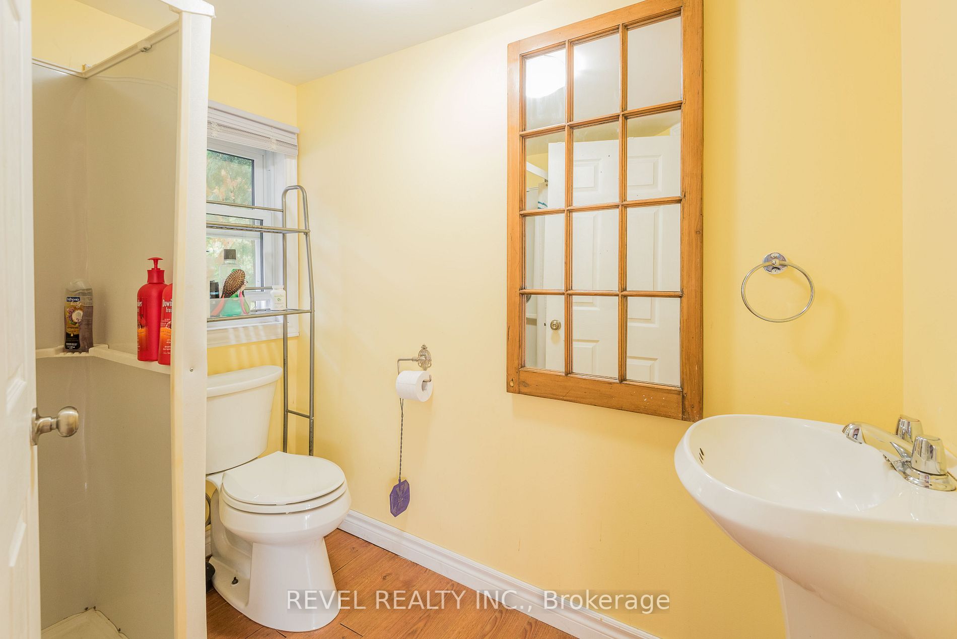 19 Burnett Shore Rd