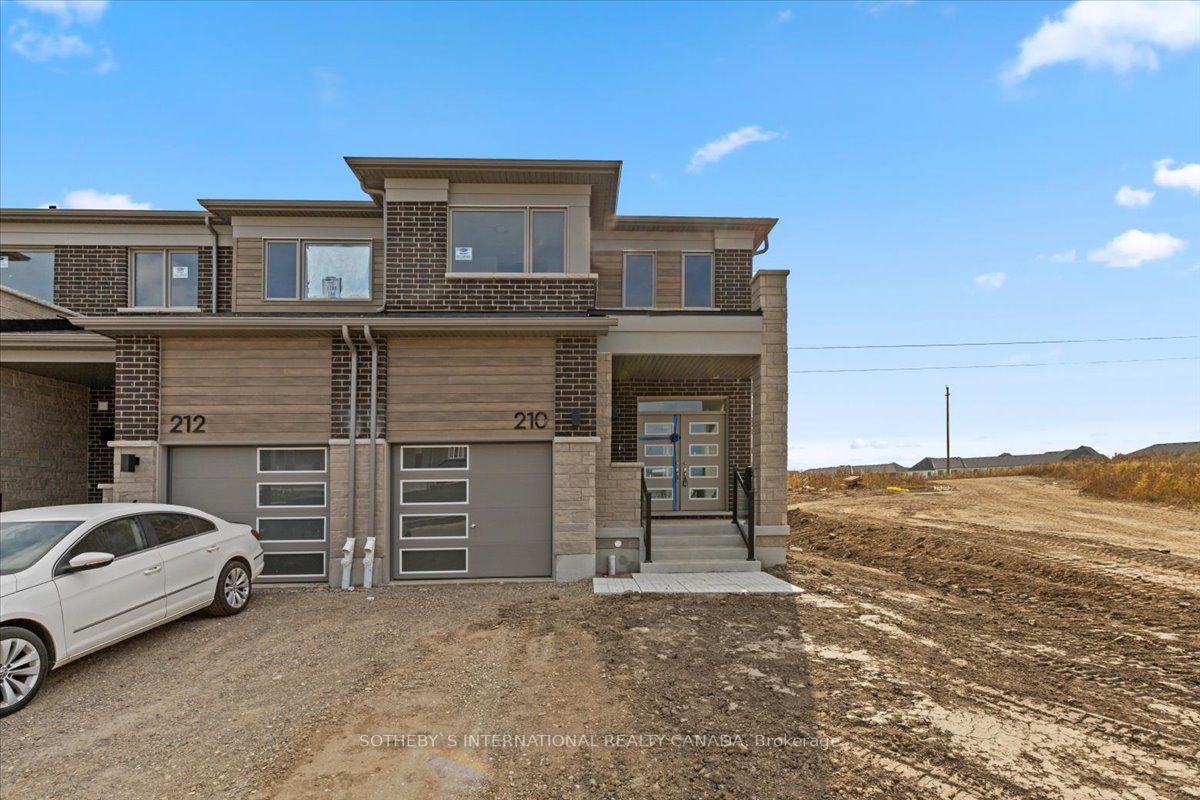 210 Histand Trail