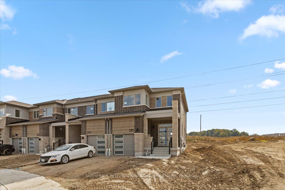210 Histand Trail