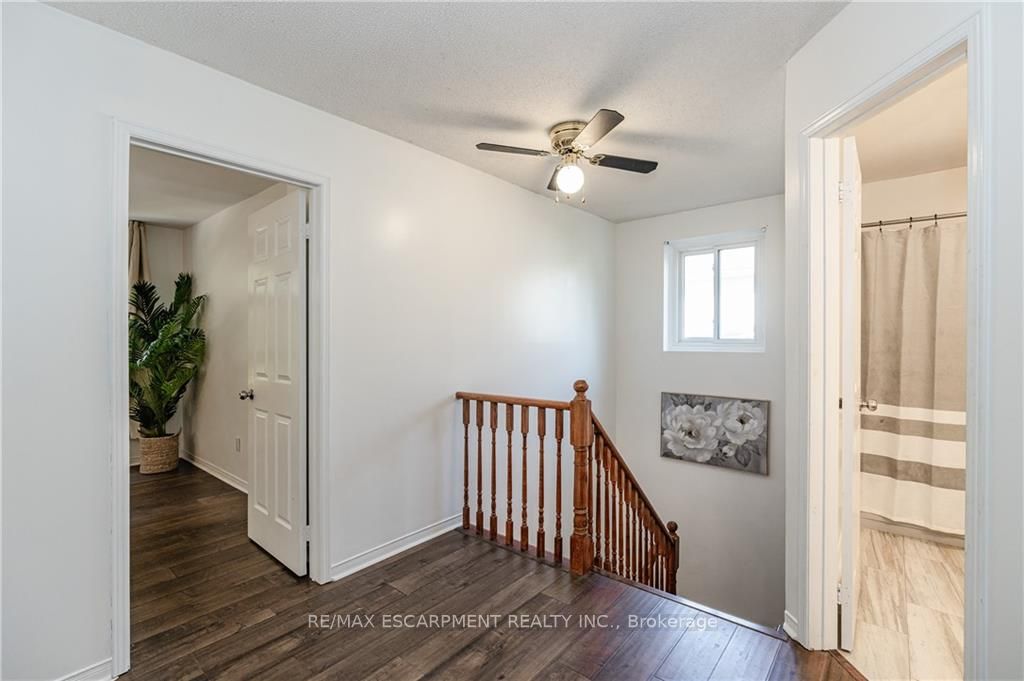 48 Chudleigh St
