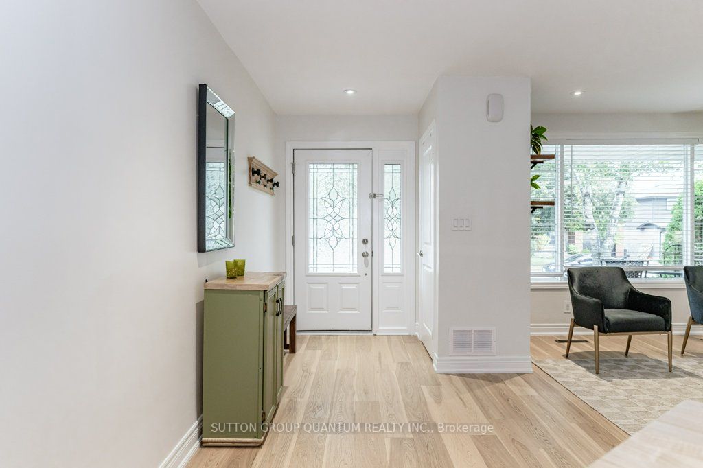 93 San Fernando Dr