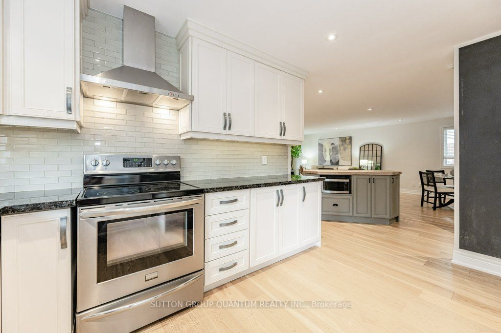 93 San Fernando Dr