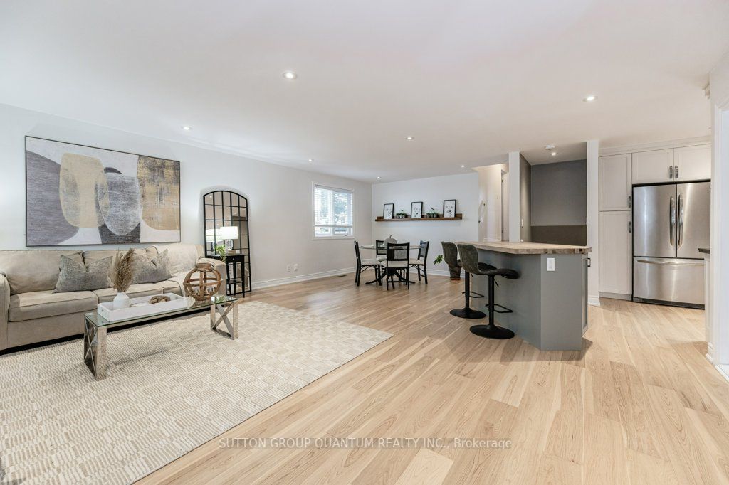 93 San Fernando Dr