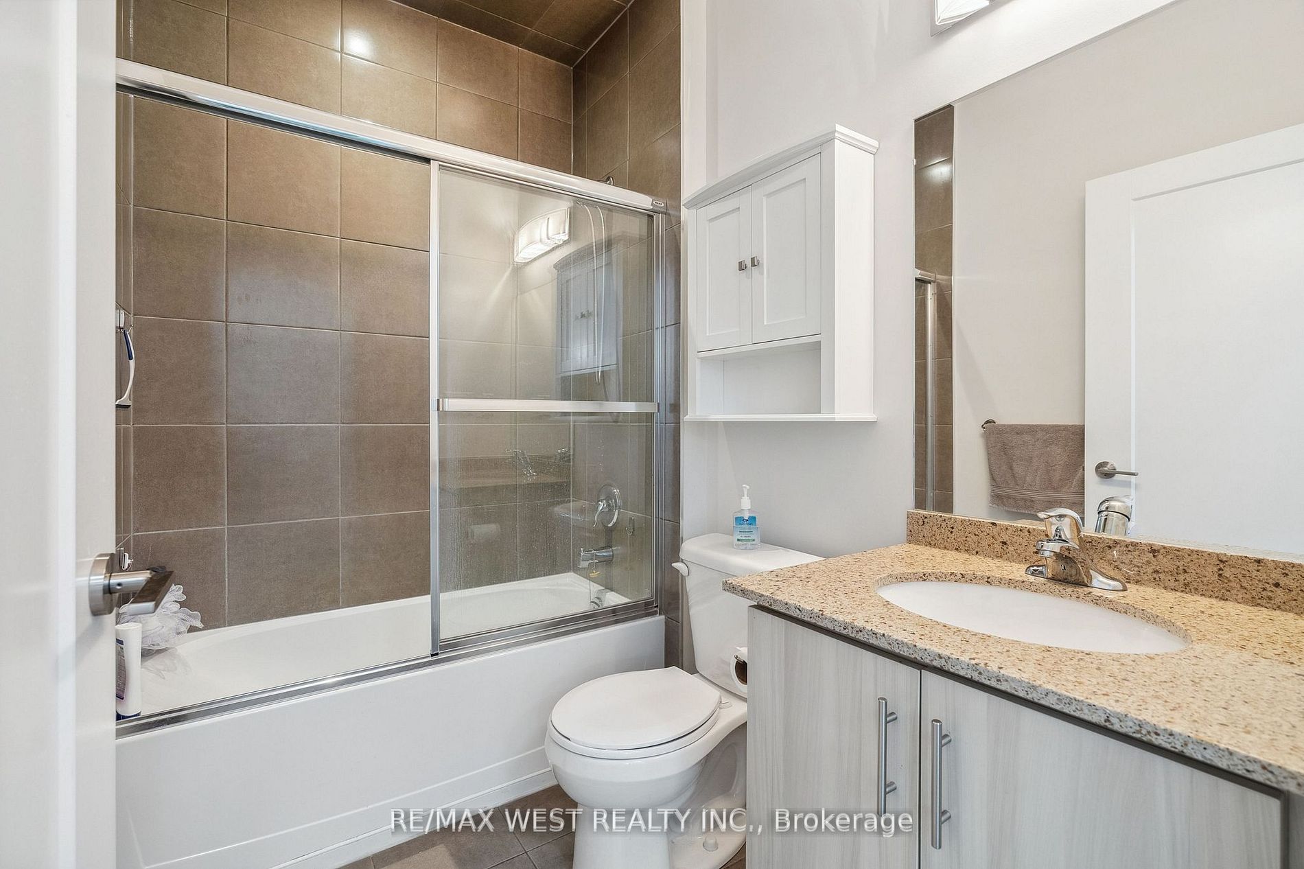 10 Concord Pl, #514