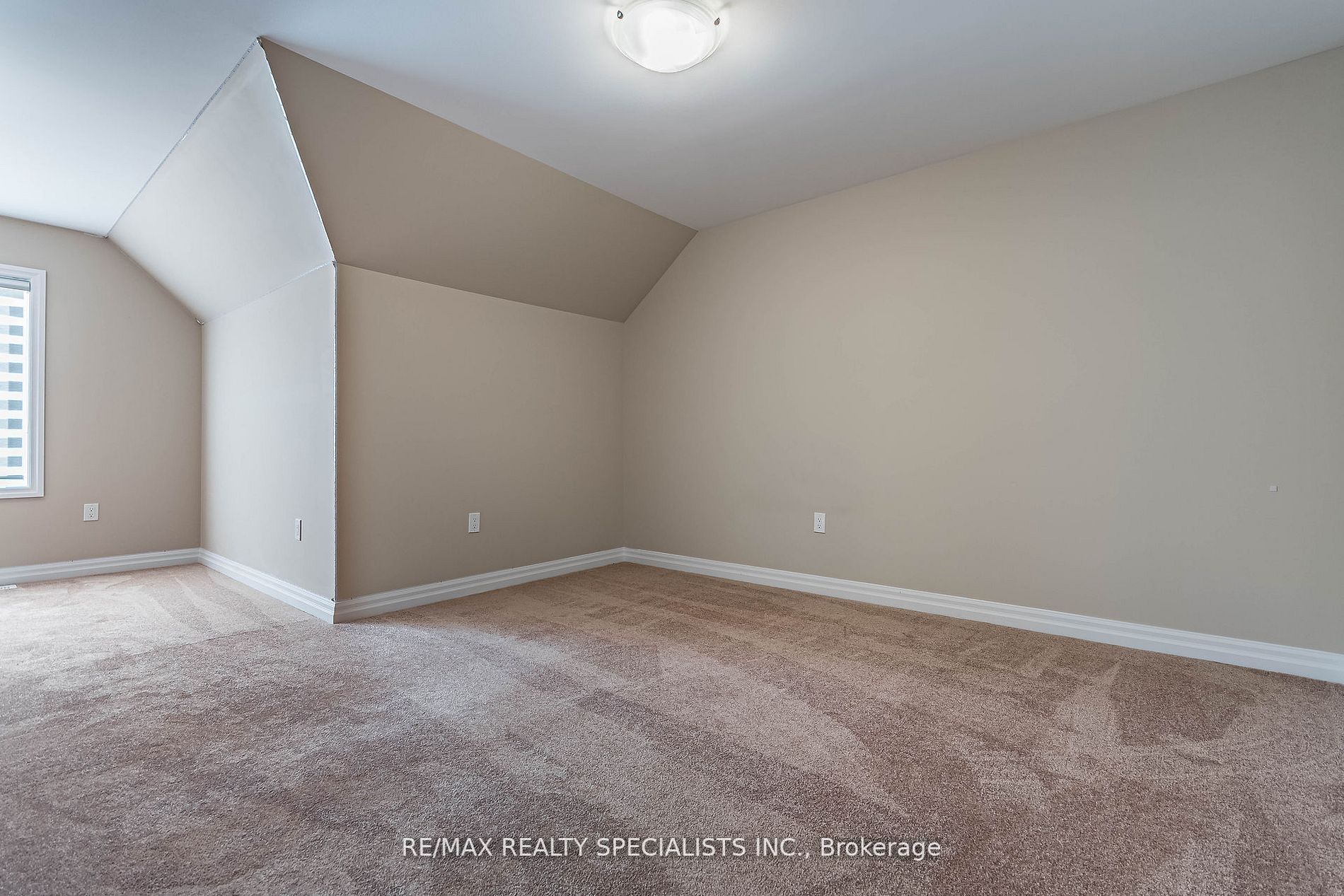4311 Mann Street, #14