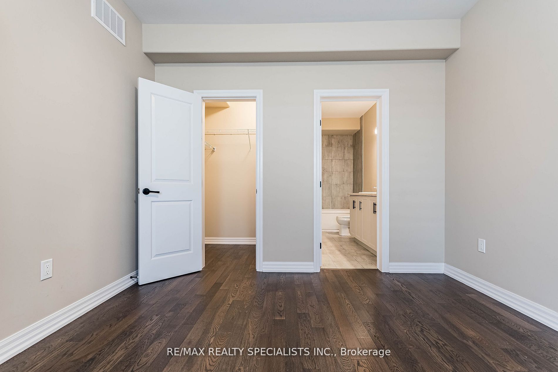 4311 Mann Street, #14