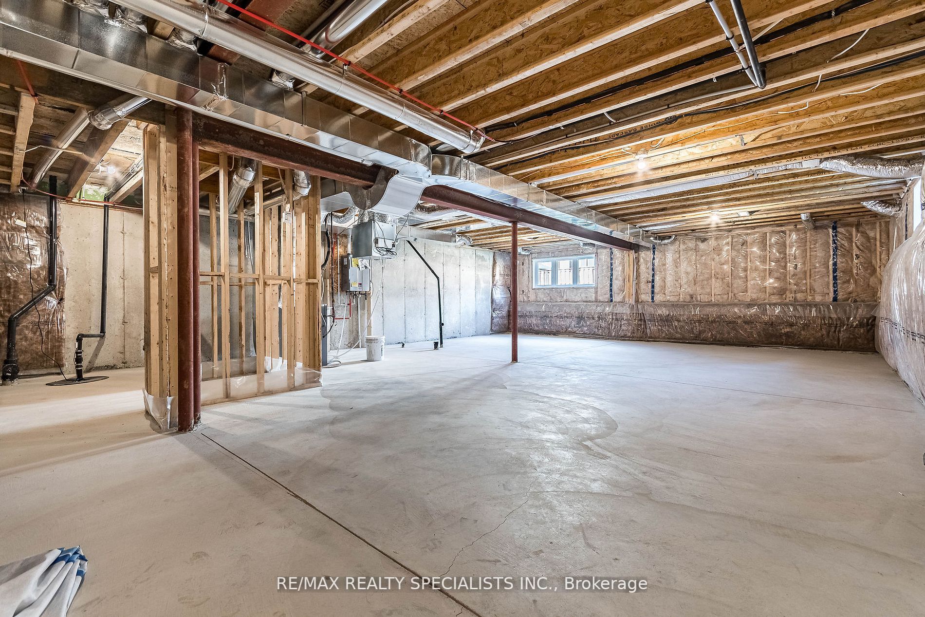 4311 Mann Street, #14