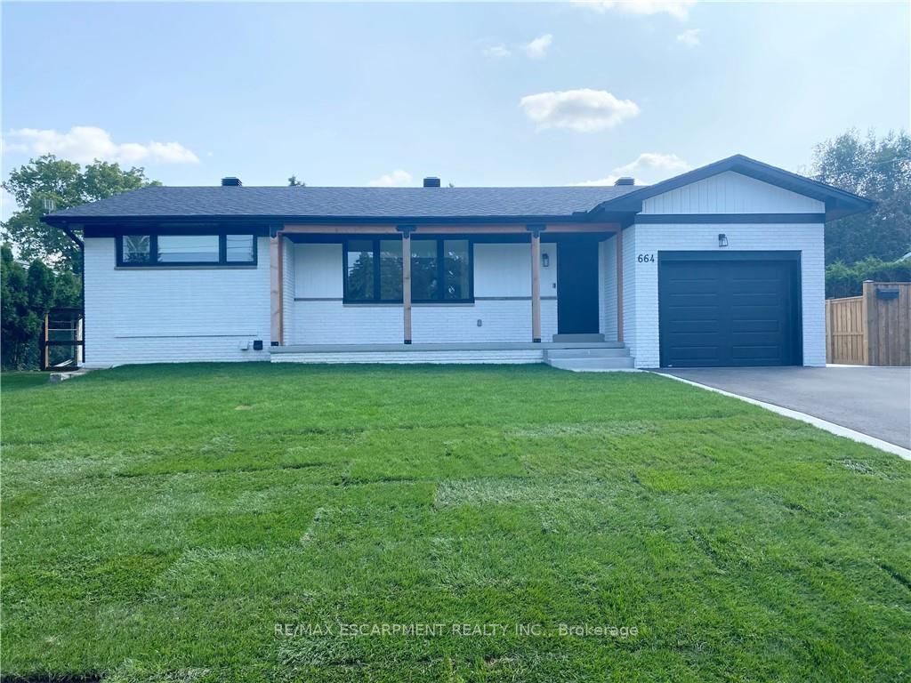 664 HIAWATHA Boulevard, #Upper