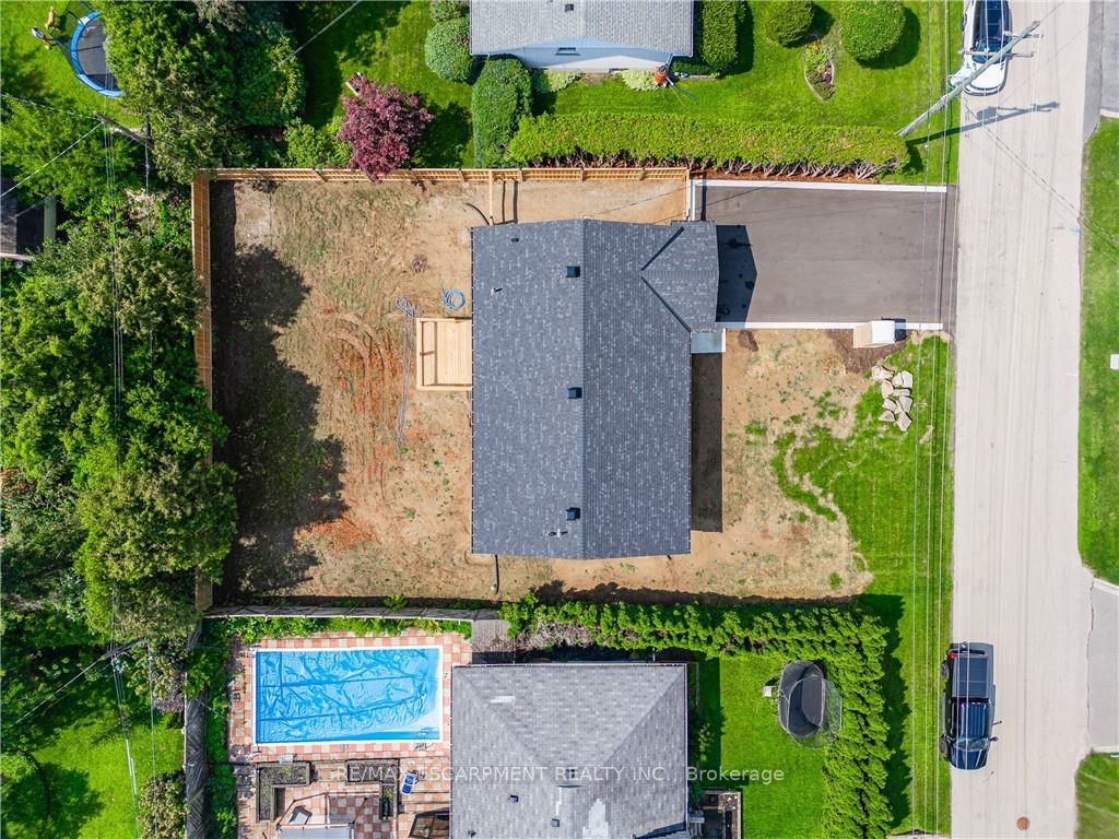 664 HIAWATHA Boulevard, #Upper