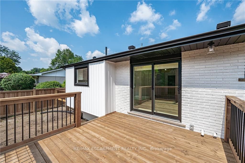 664 HIAWATHA Boulevard, #Upper