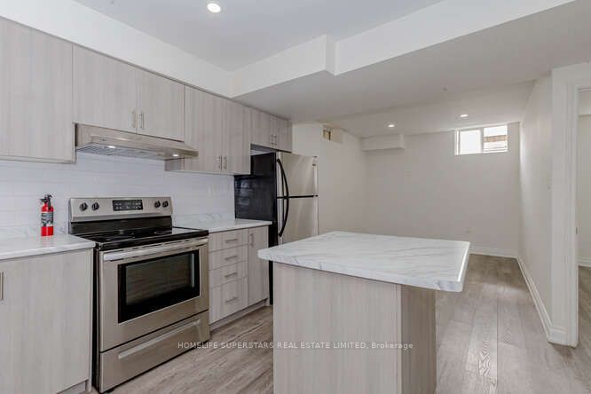 46 Whistler St
