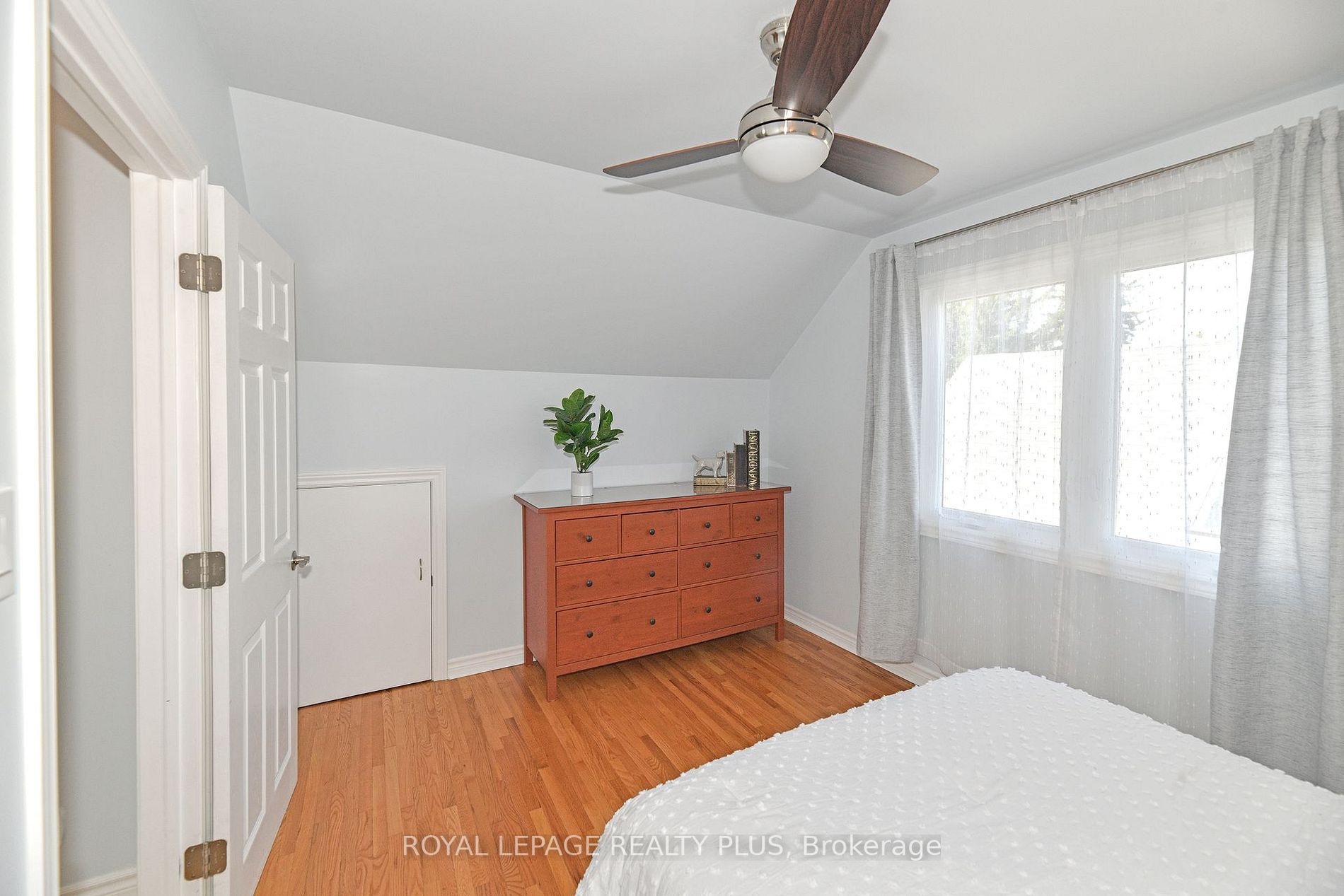 248 Glenholme Avenue