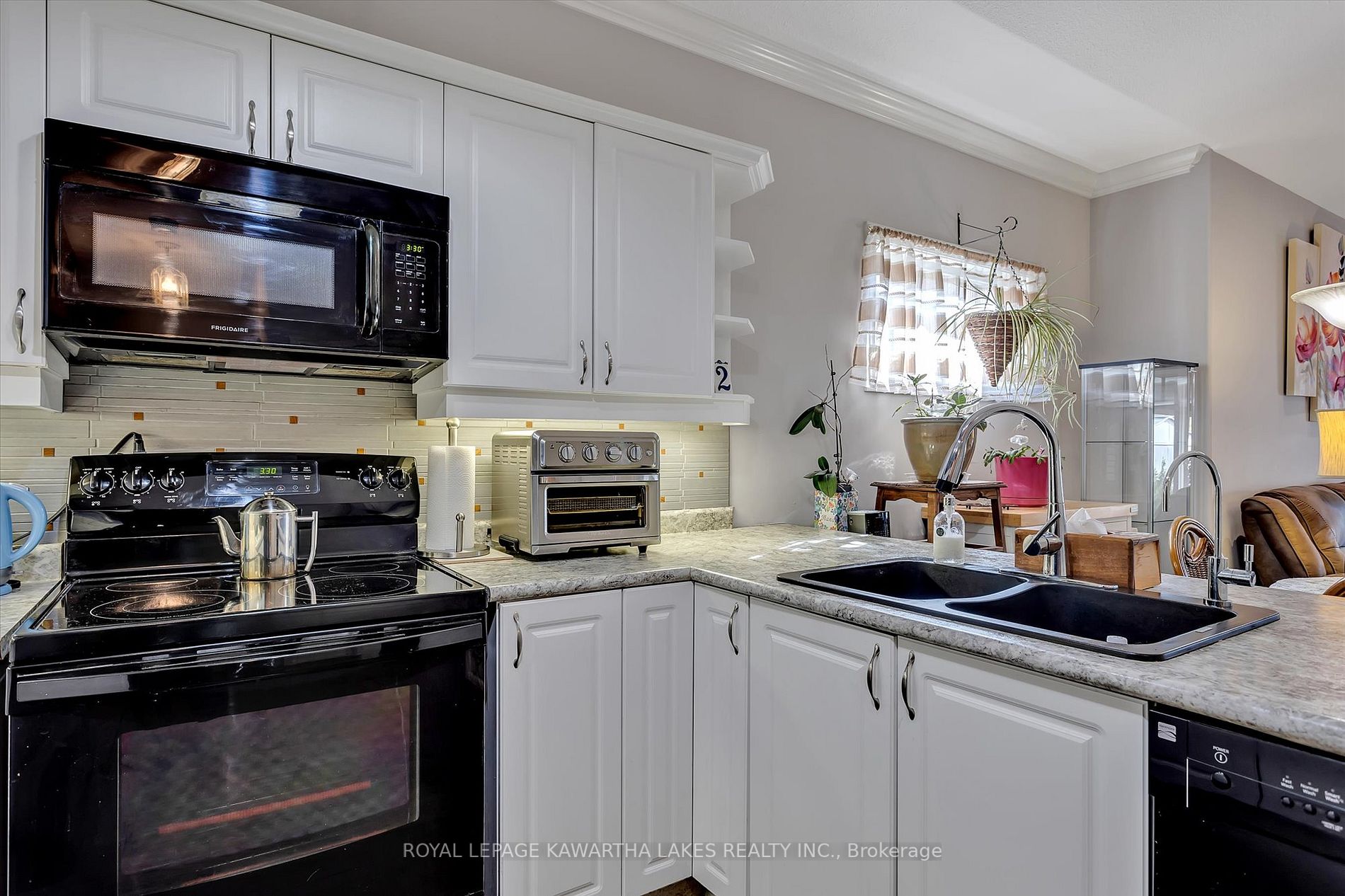 72 Chadwin Dr