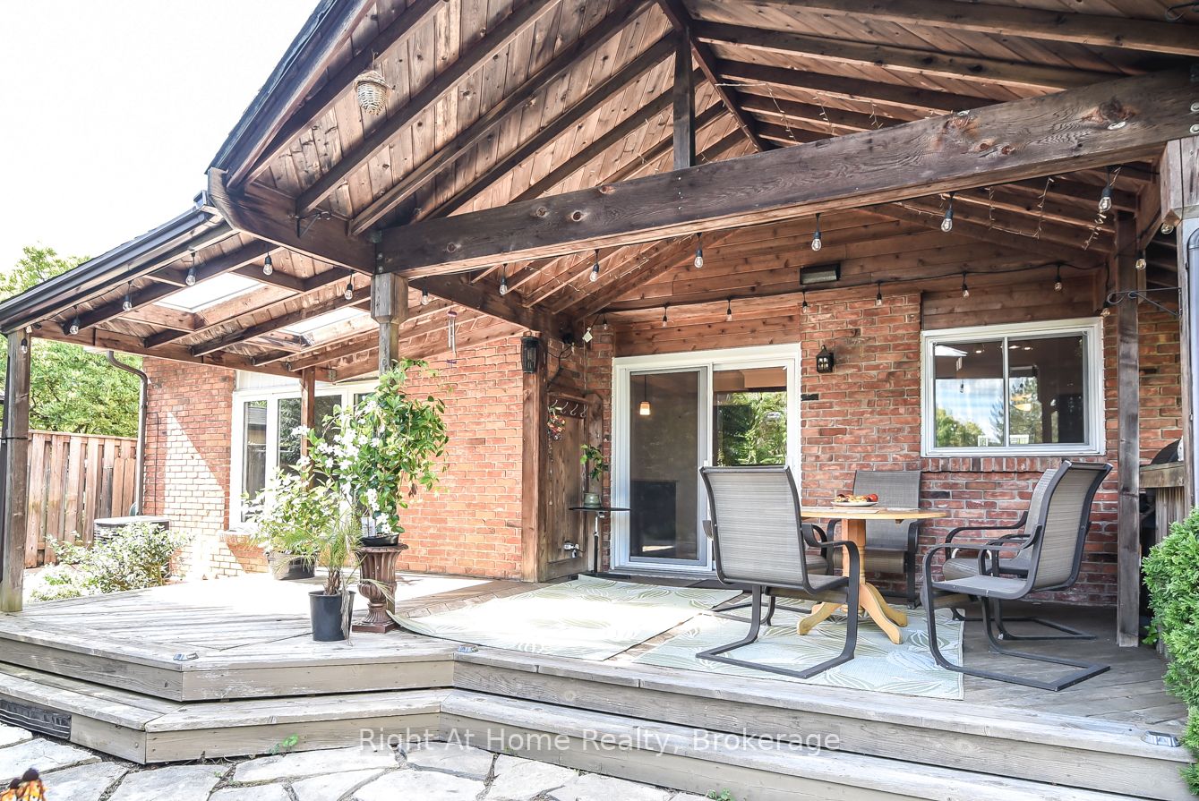369 Brookview Crt