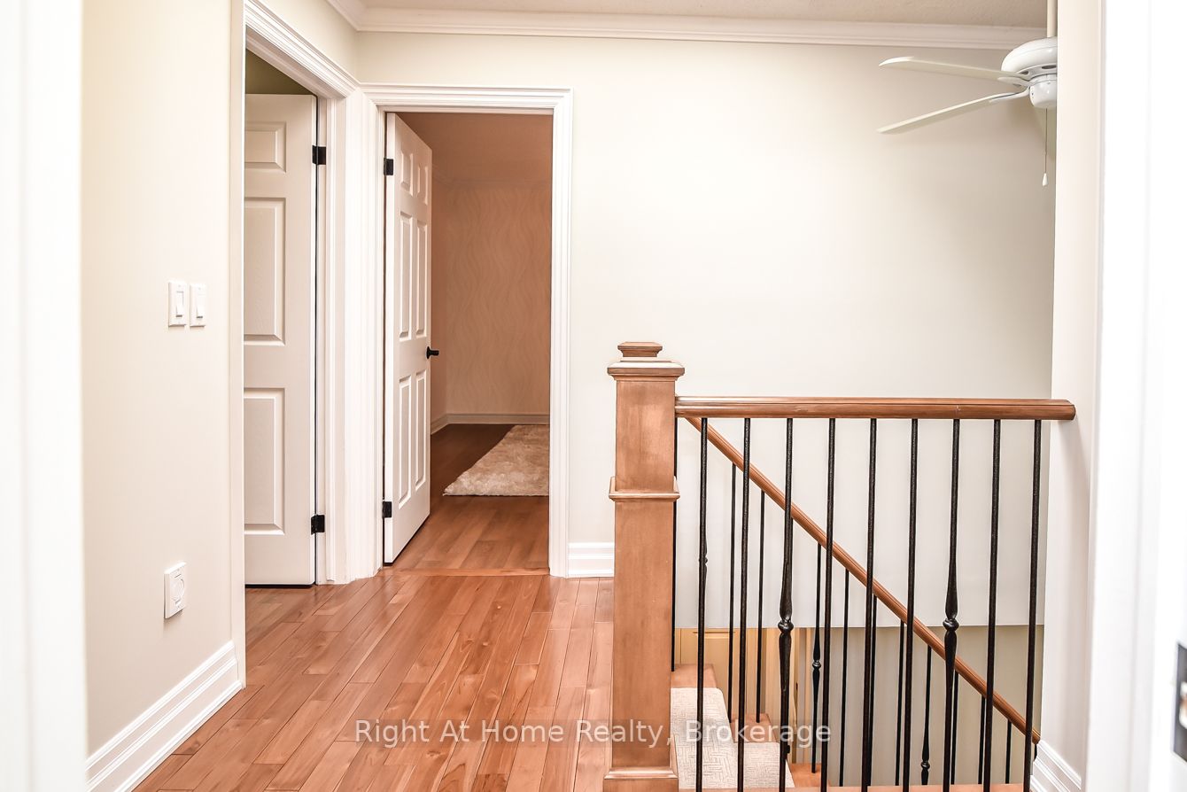 369 Brookview Crt