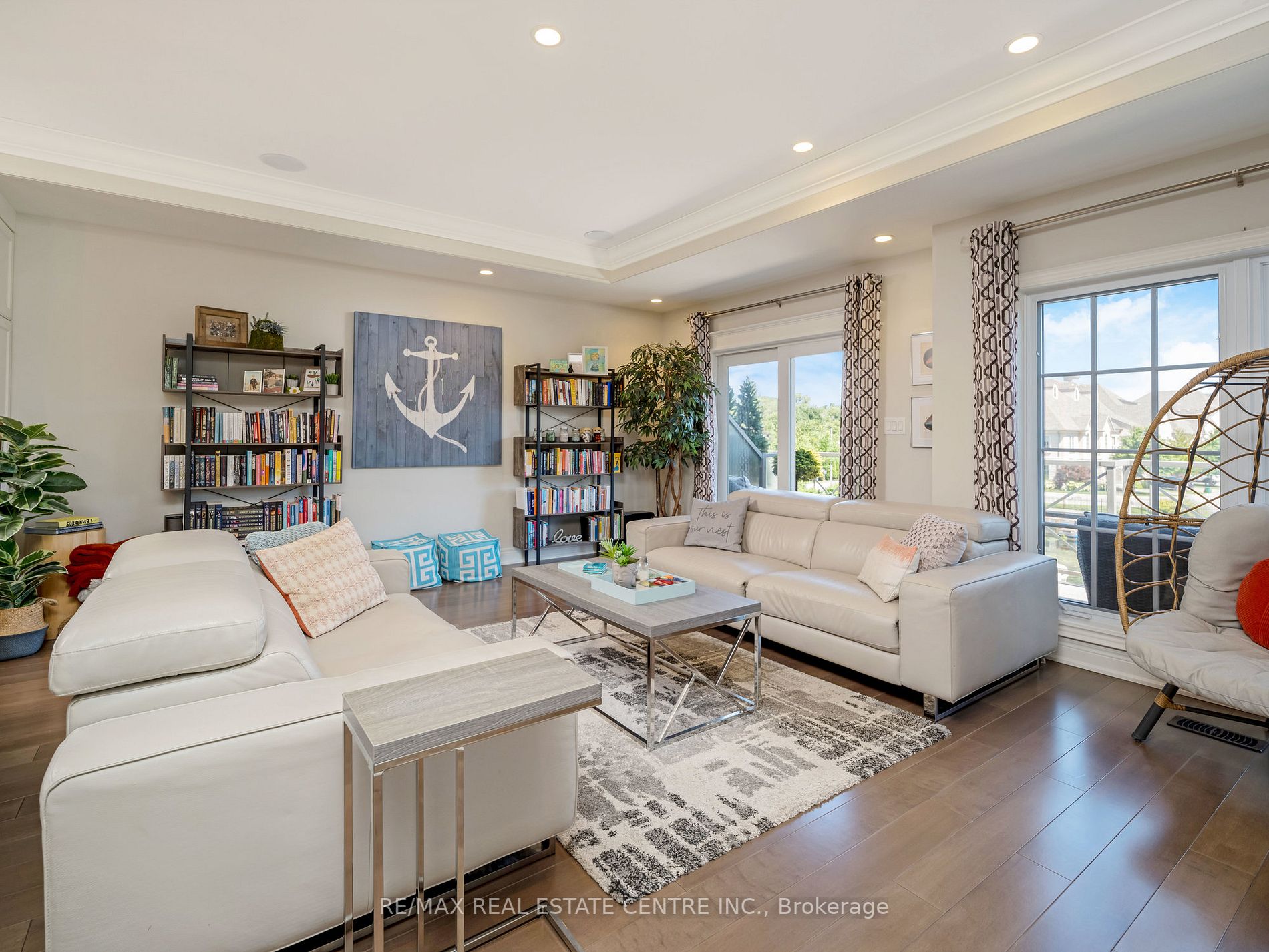 19 Lake Street, #18