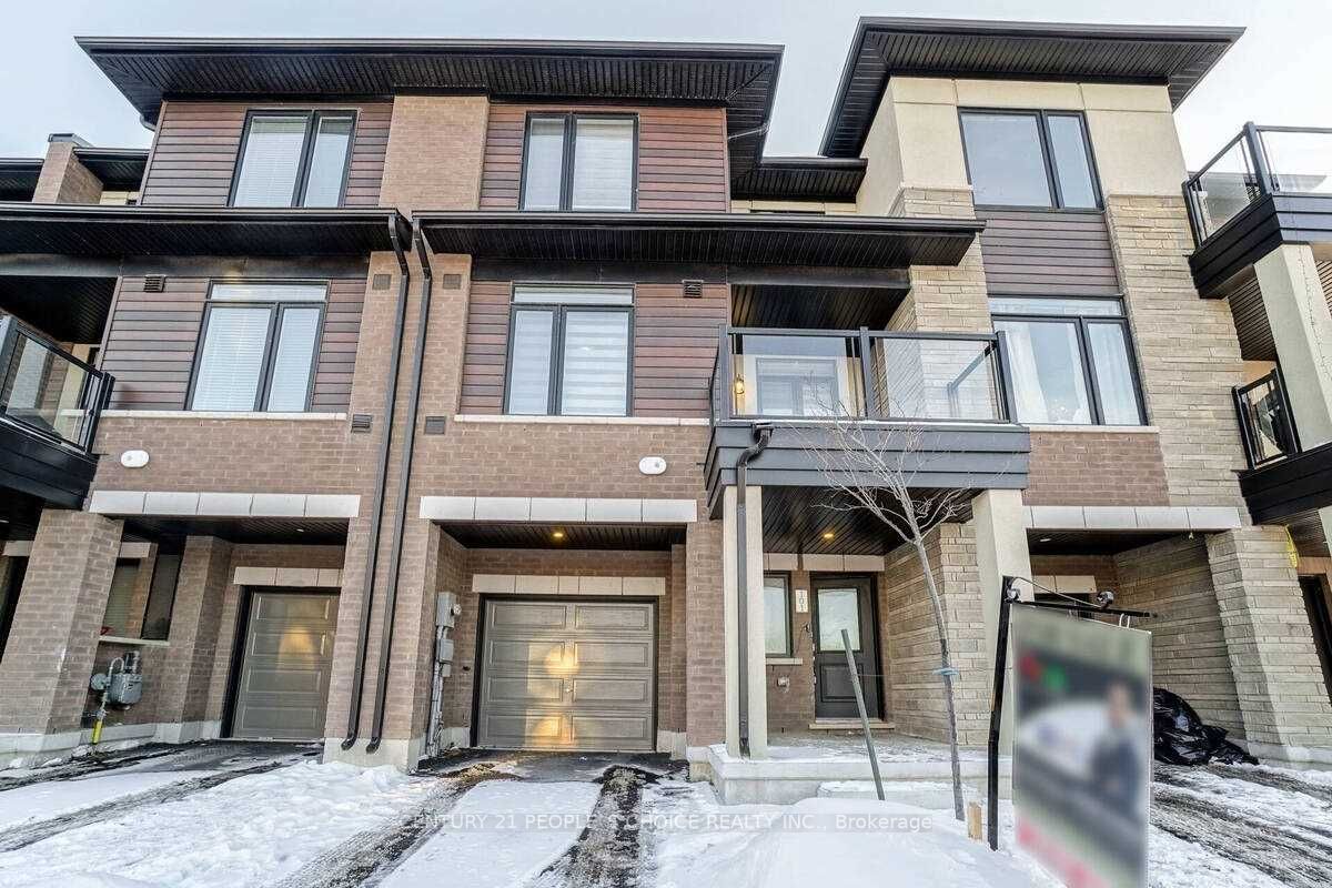 590 North Service Rd, #101