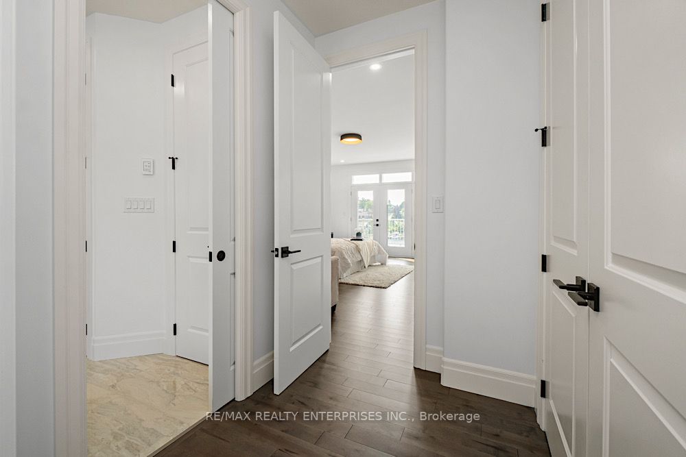 125 Villeneuve Dr