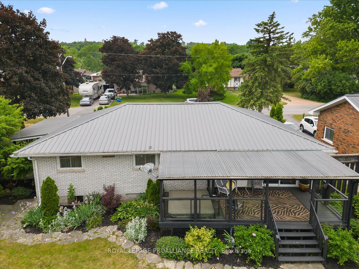 9 Tanner Rd