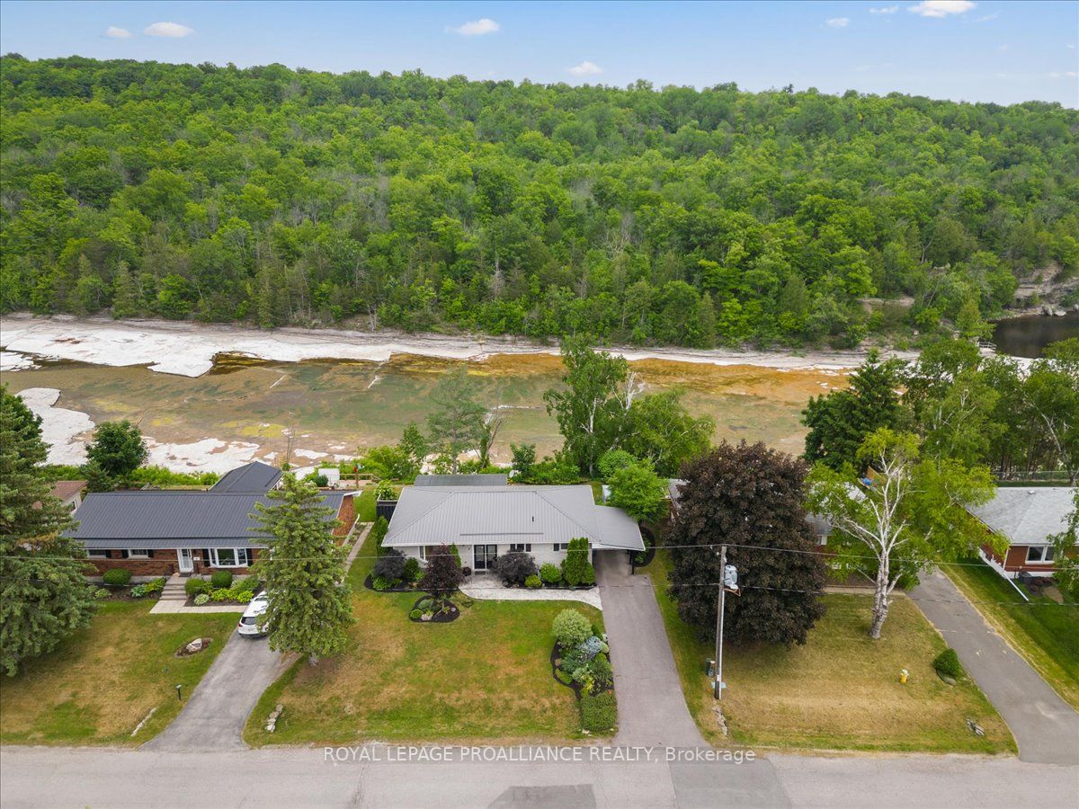 9 Tanner Rd