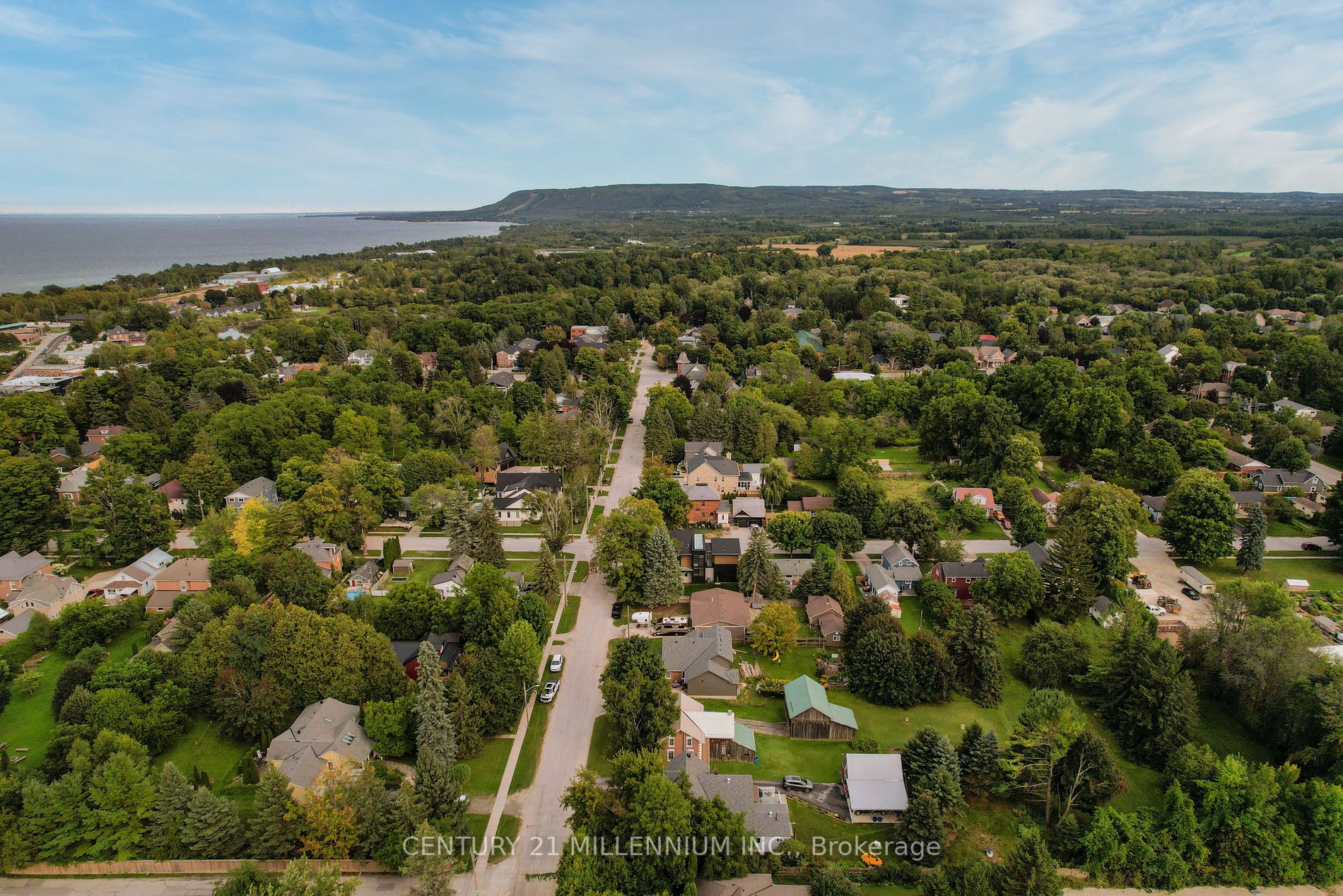 41 Alice Street W