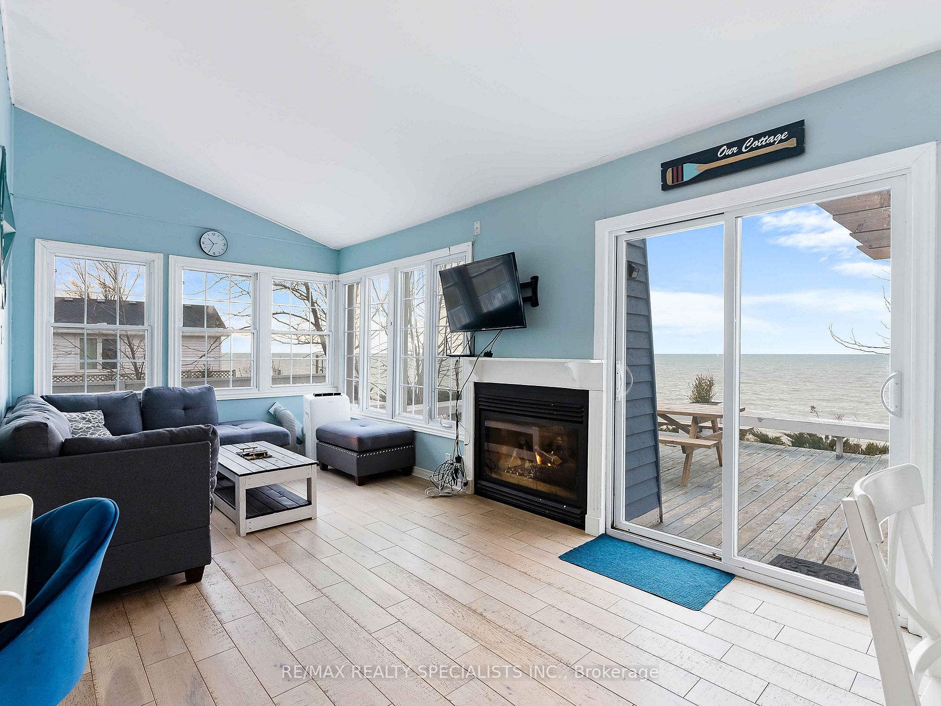 25 Villella Rd