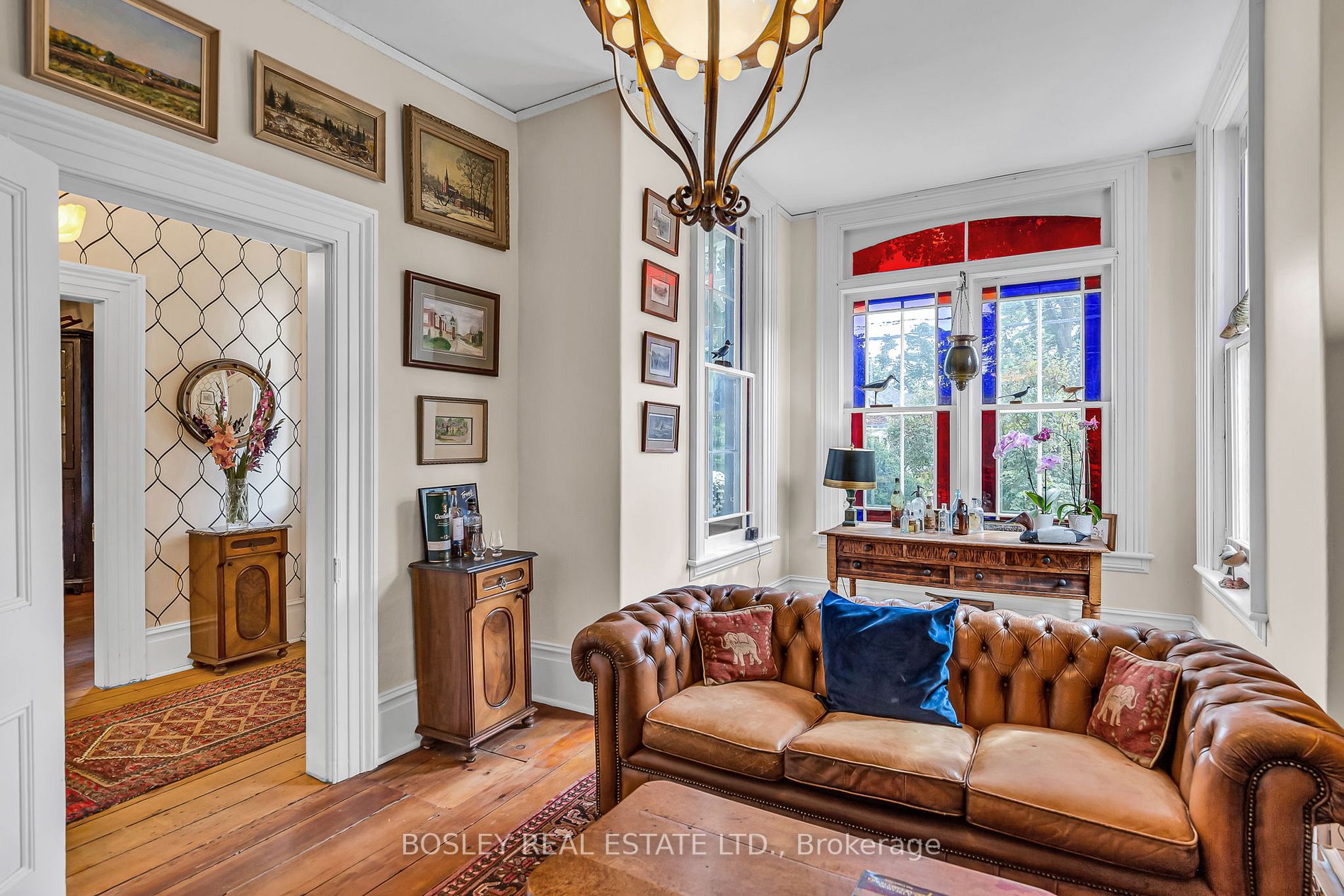240 Ridout St