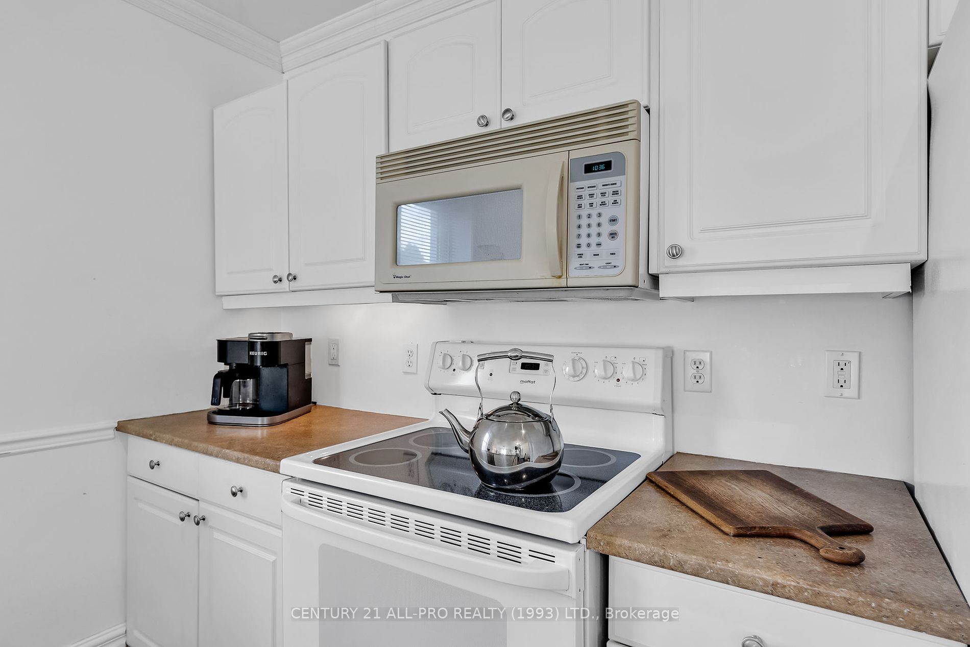 79 King St W, #403