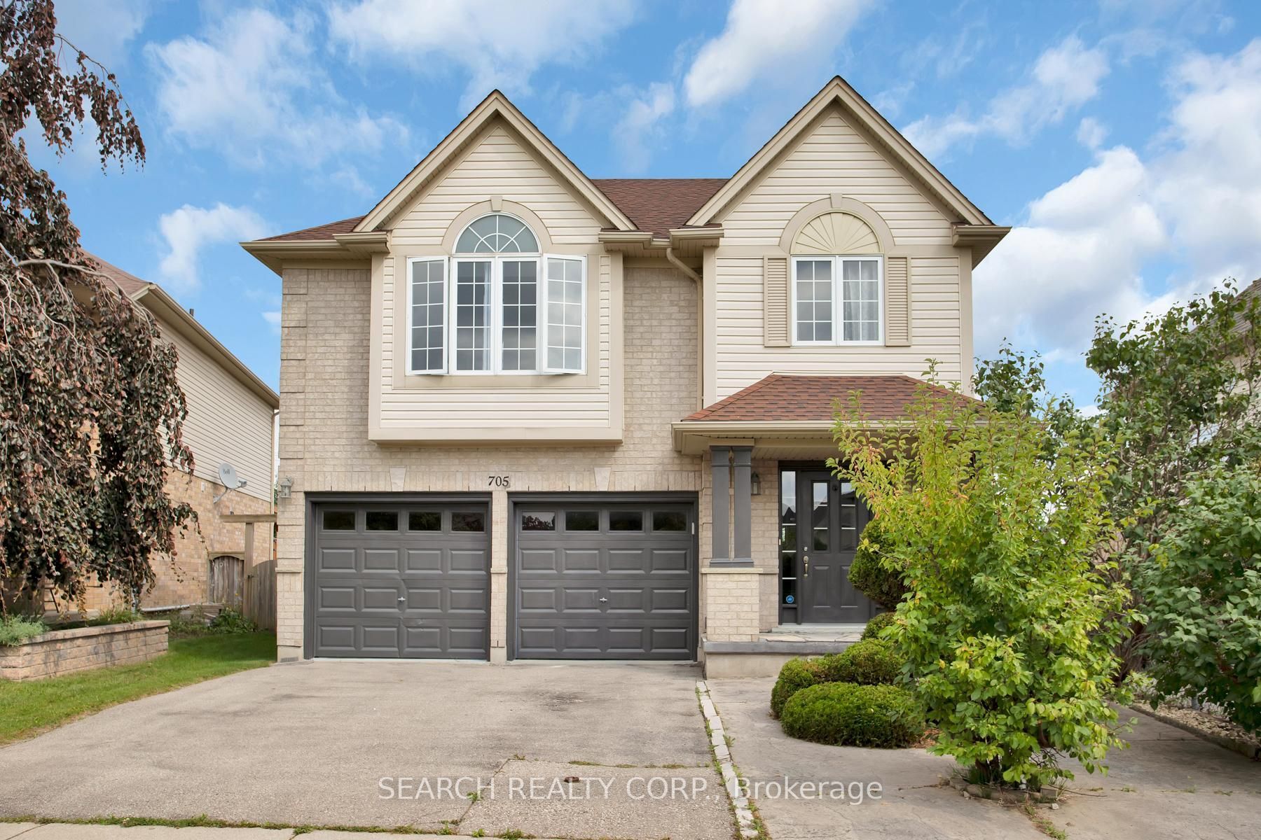 705 North Leaksdale Circle