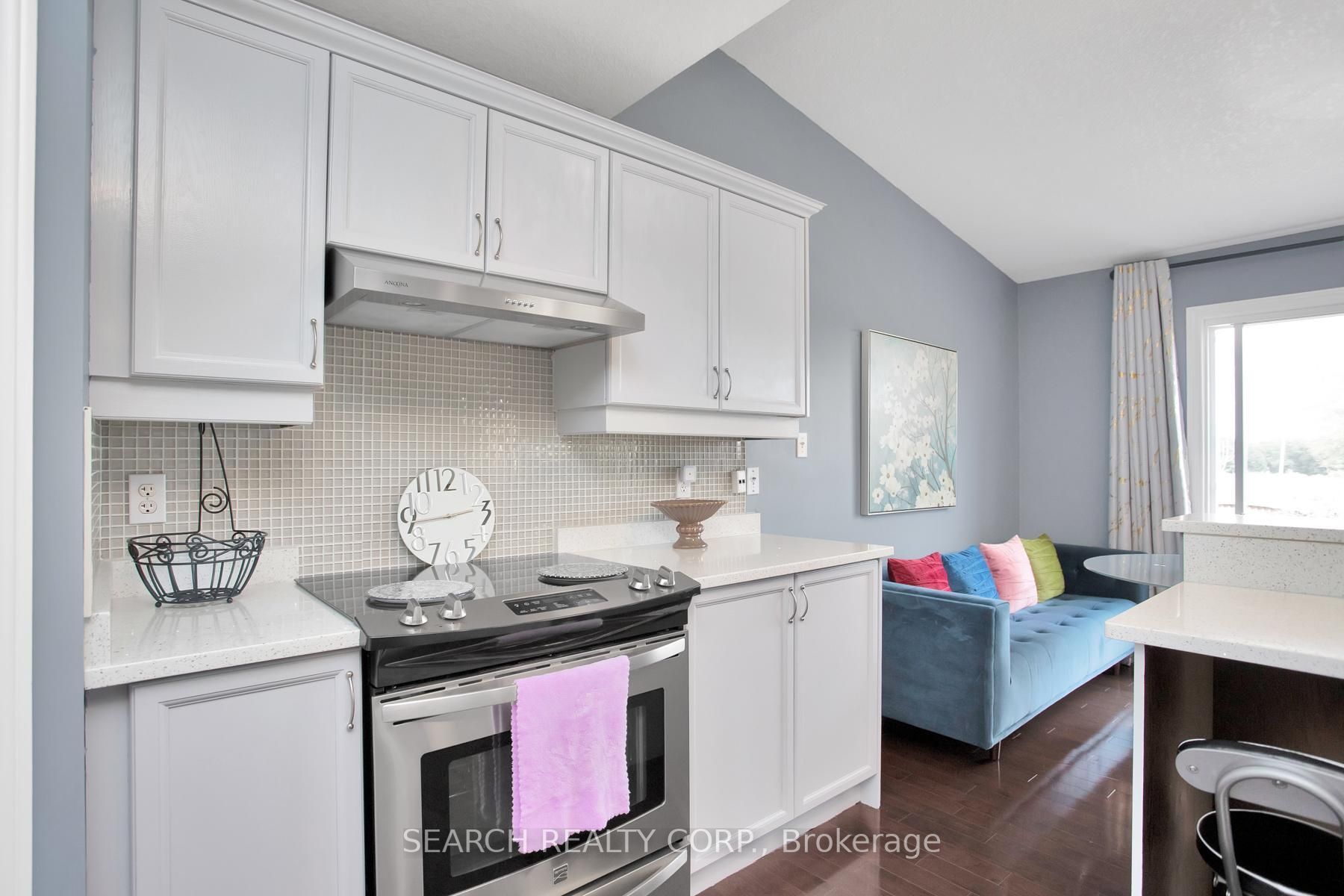 705 North Leaksdale Circle