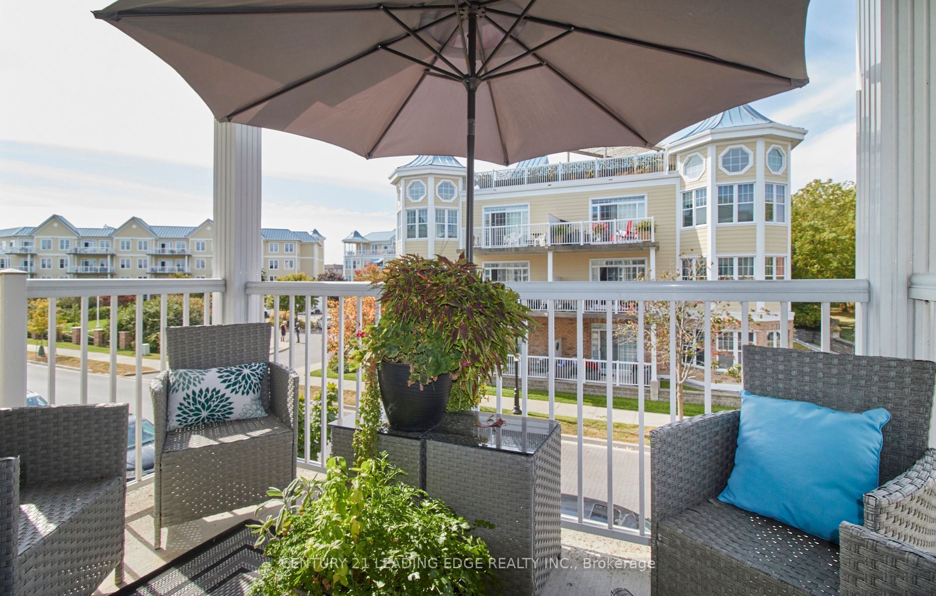 148 Third St, #207