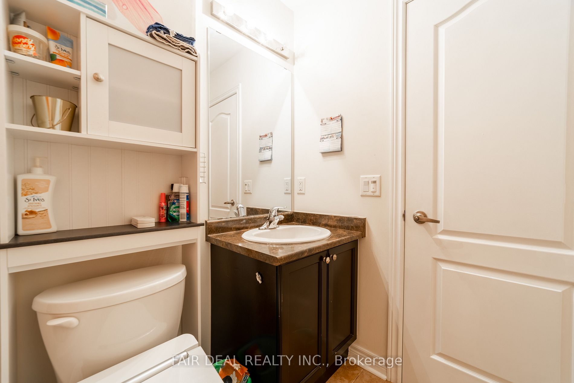 653 Baldwin Cres