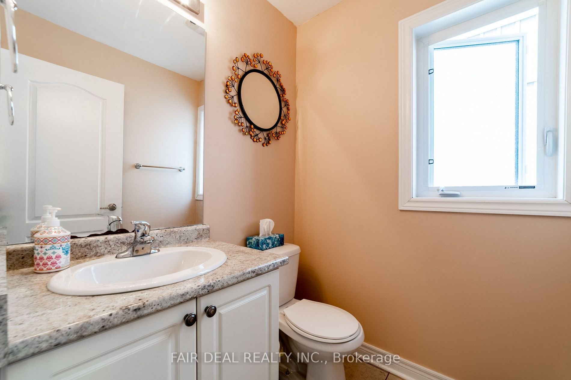653 Baldwin Cres