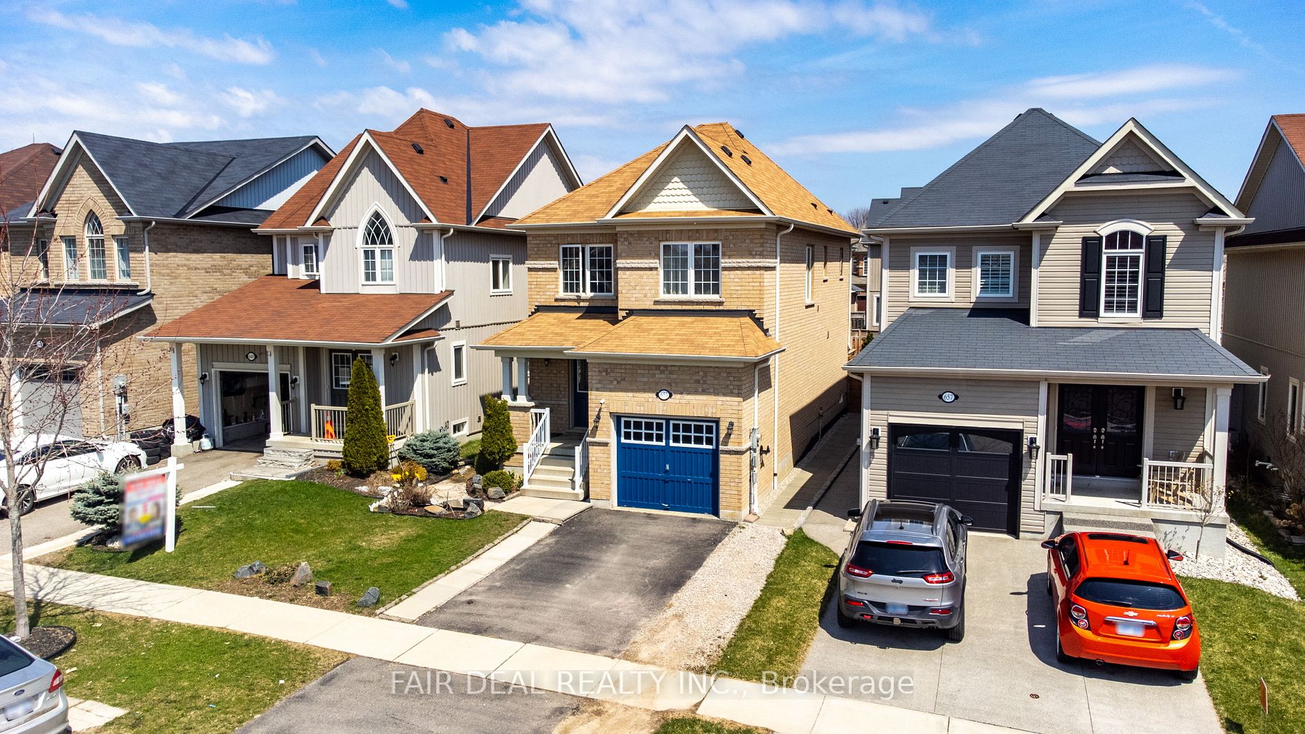 653 Baldwin Cres
