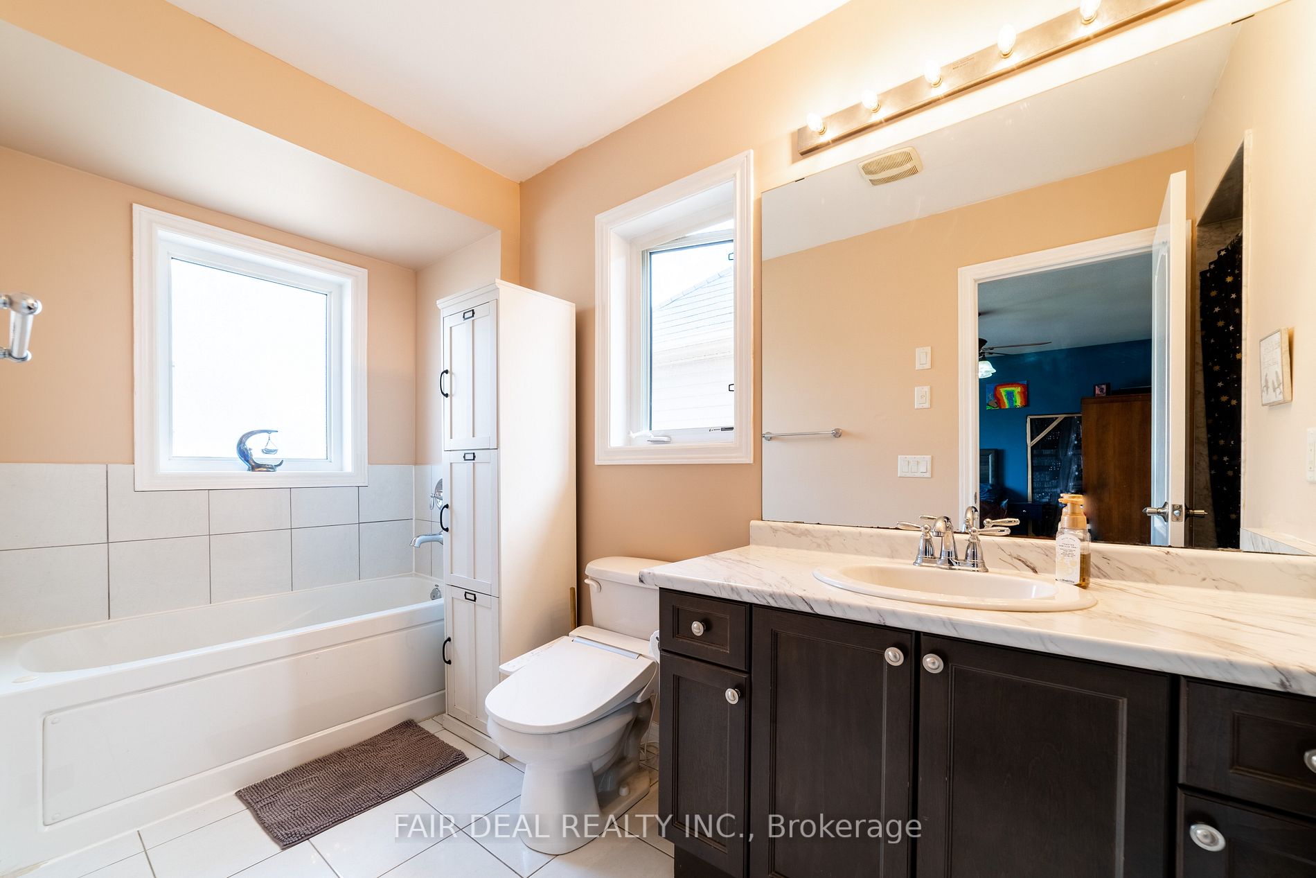 653 Baldwin Cres