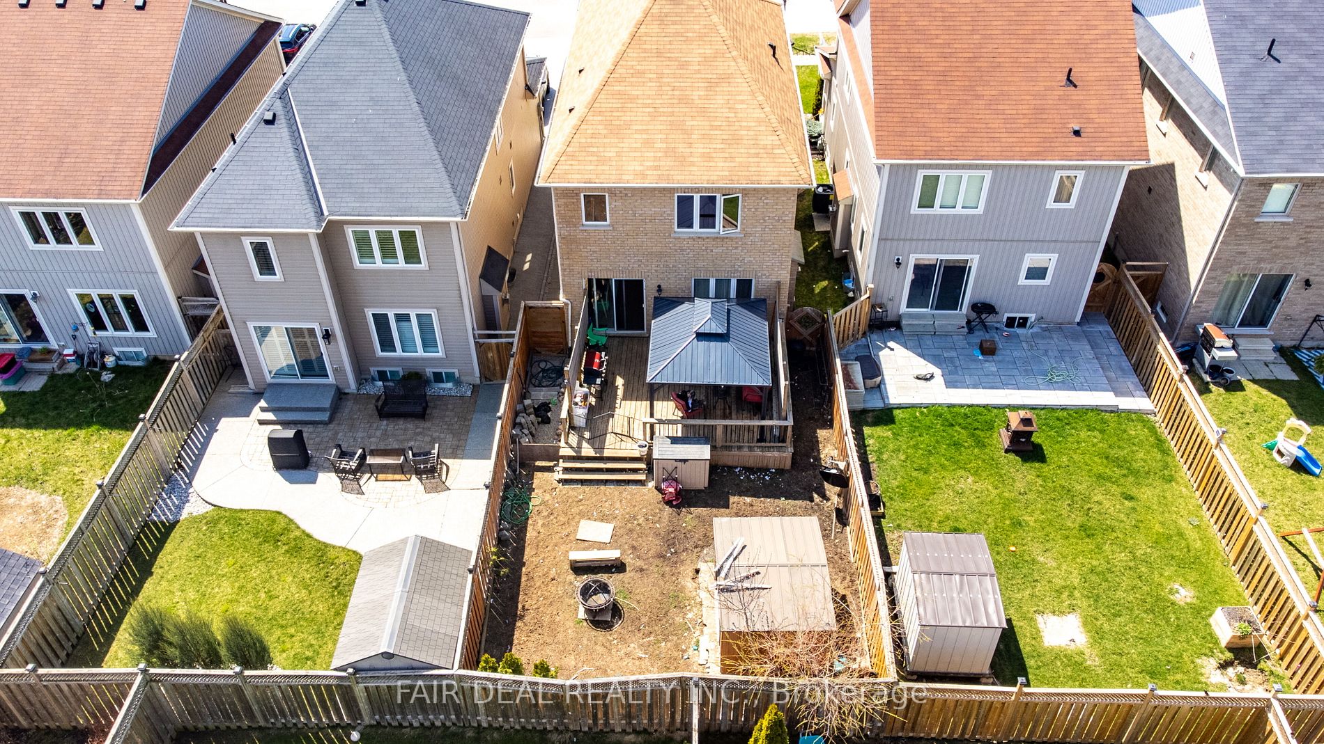 653 Baldwin Cres