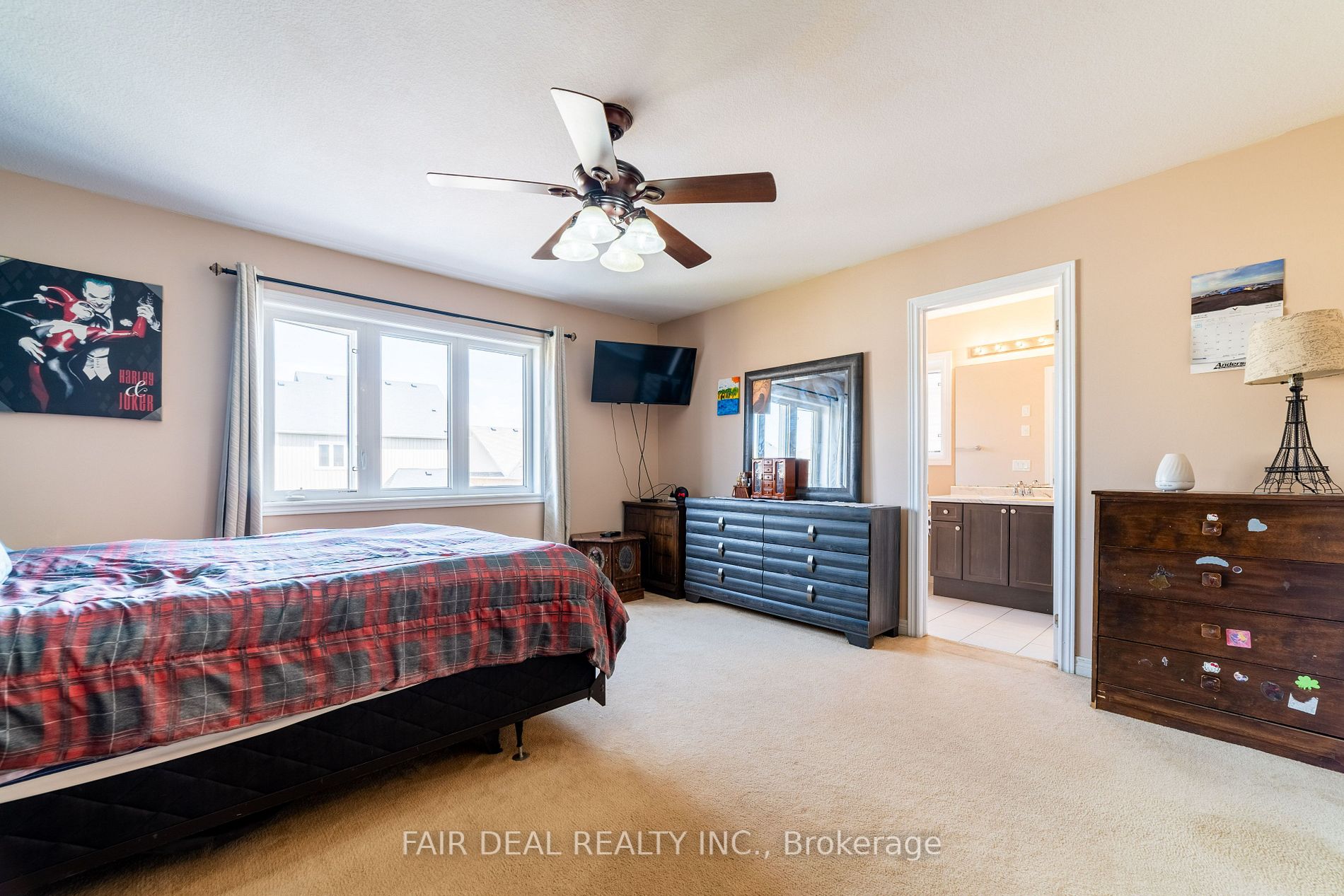 653 Baldwin Cres