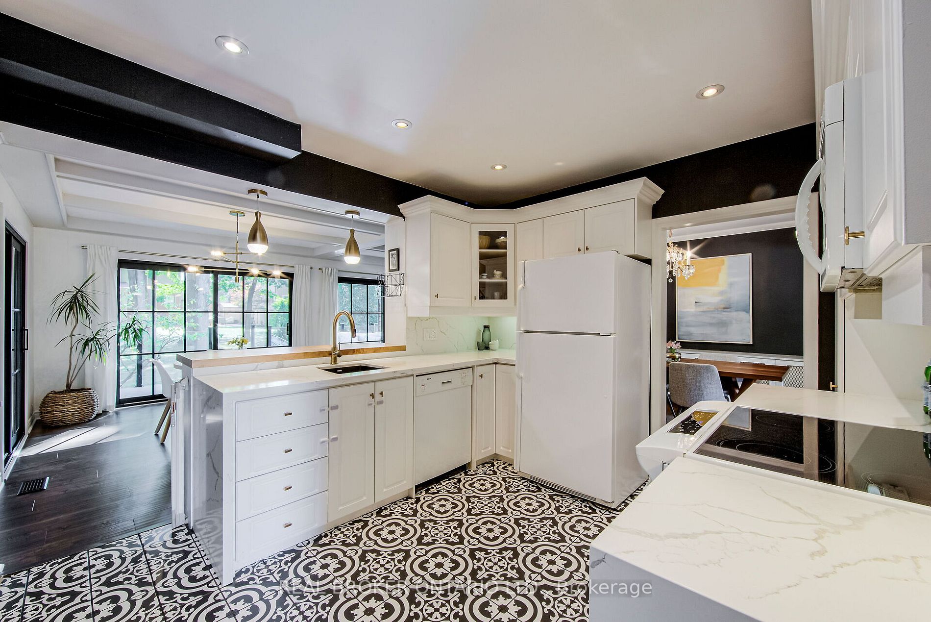269 Southwood Dr